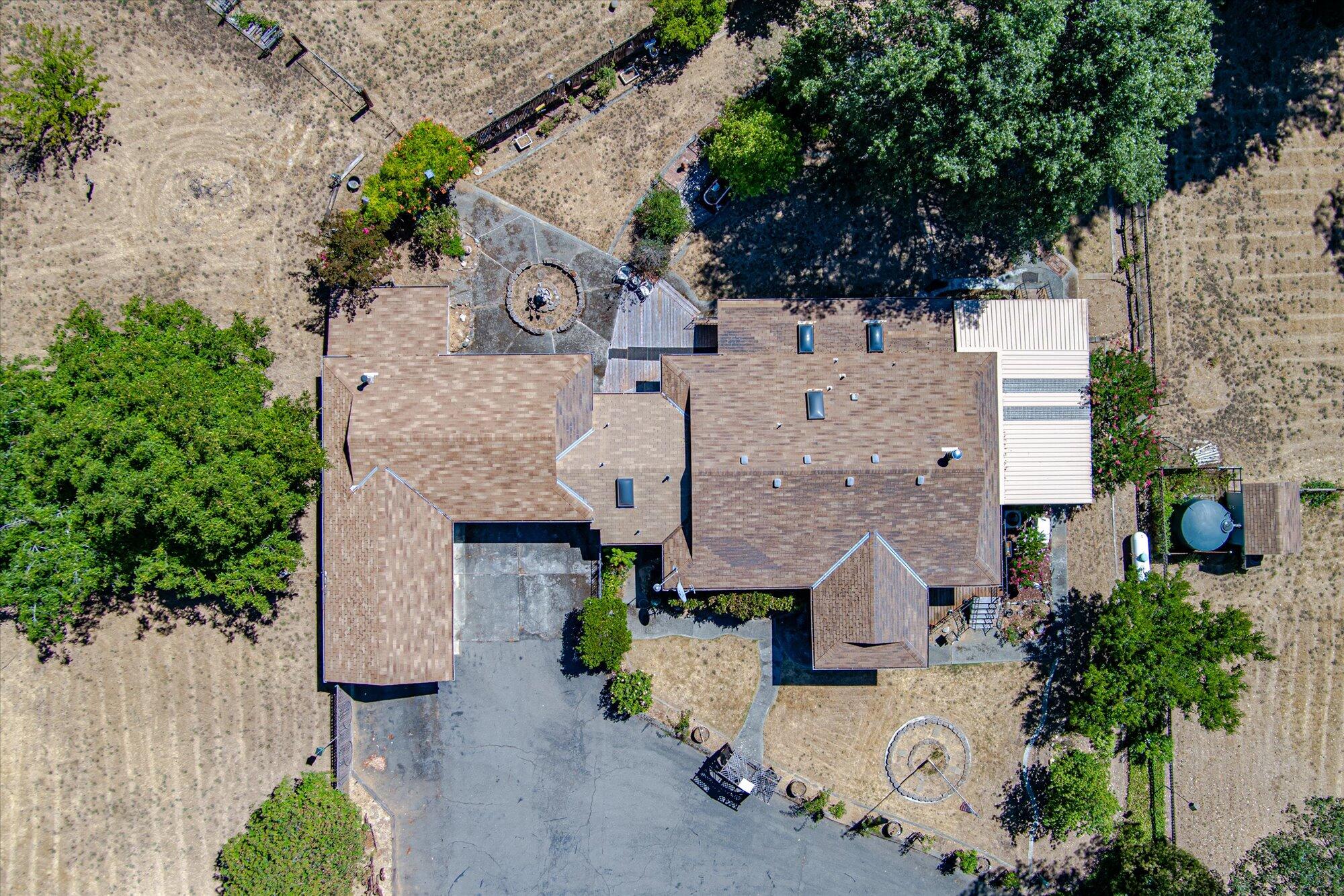 1860 Salyer Loop Road