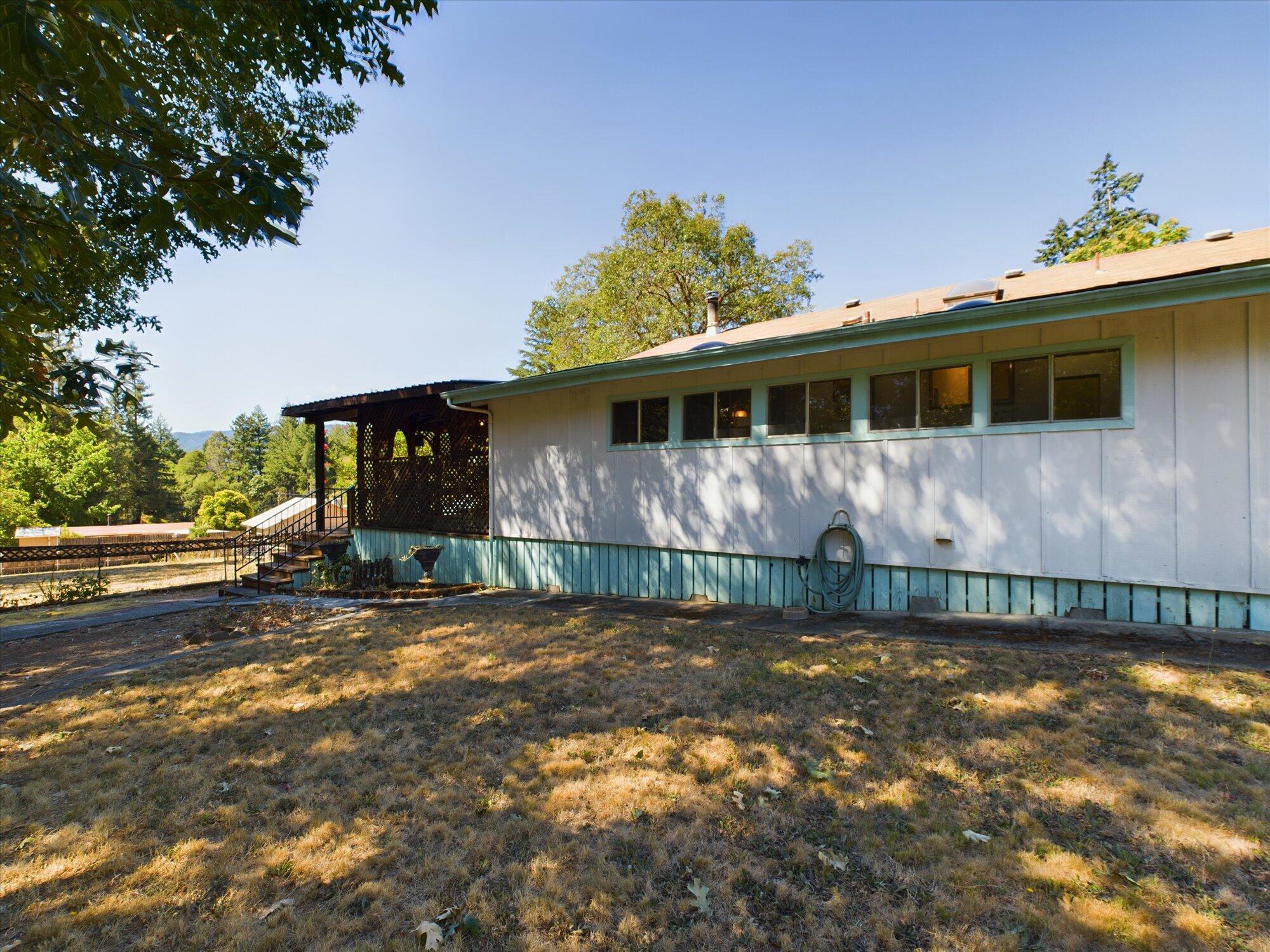 1860 Salyer Loop Road