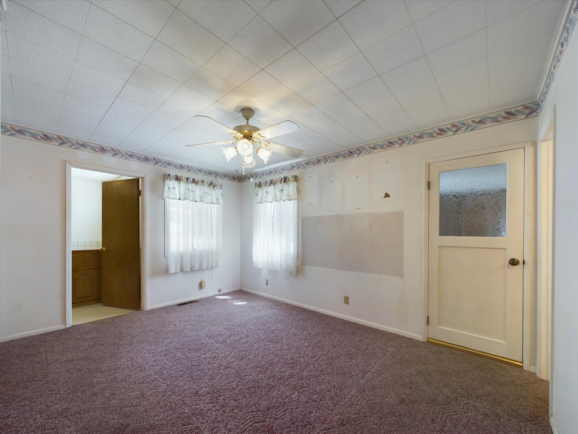 1860 Salyer Loop Road