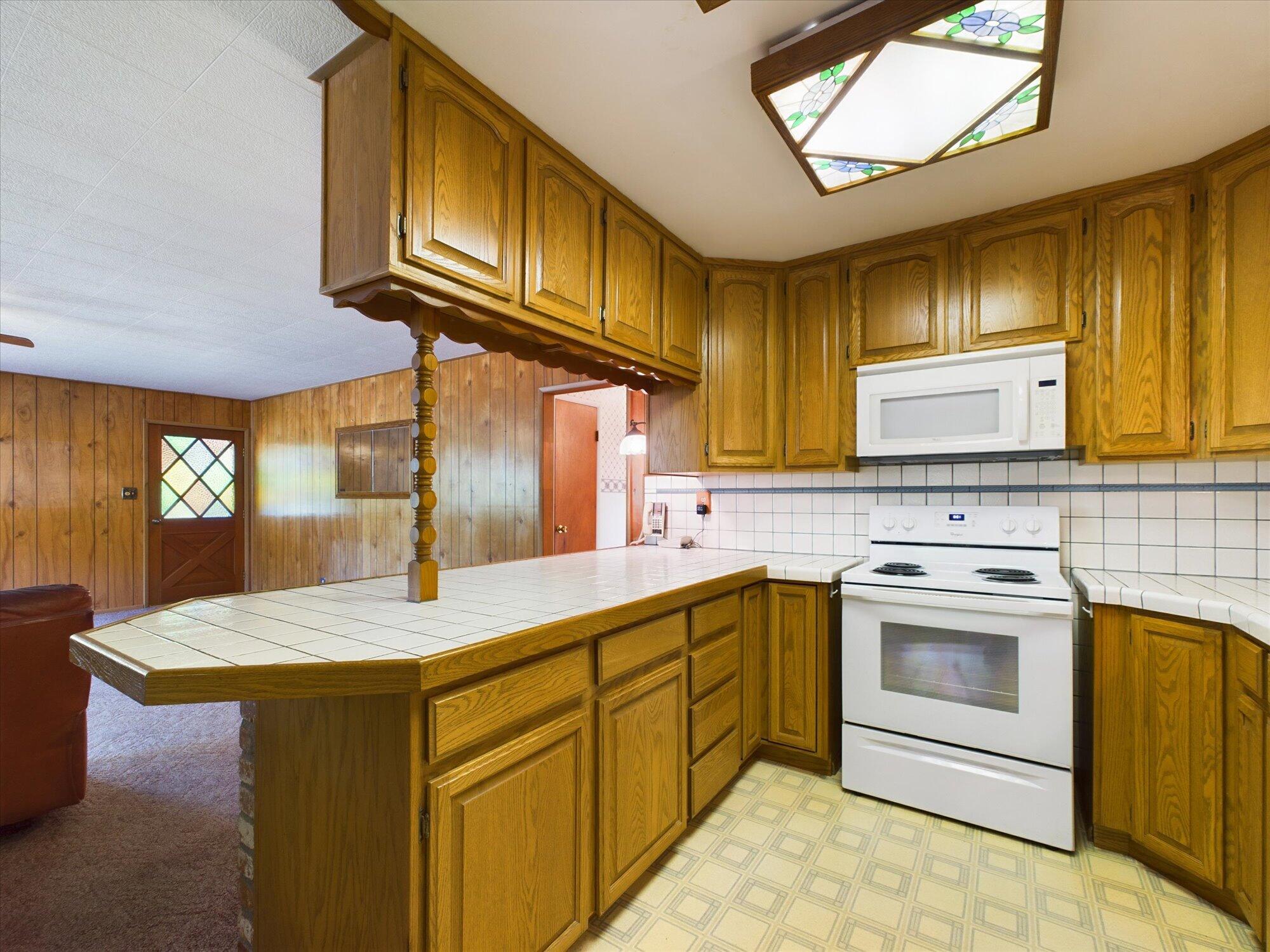 1860 Salyer Loop Road