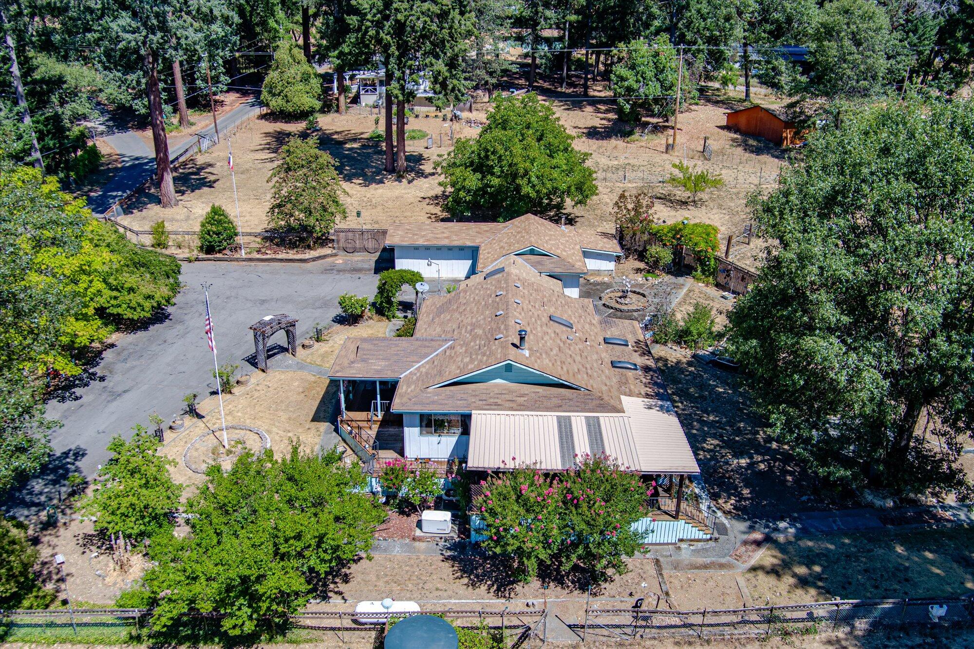 1860 Salyer Loop Road
