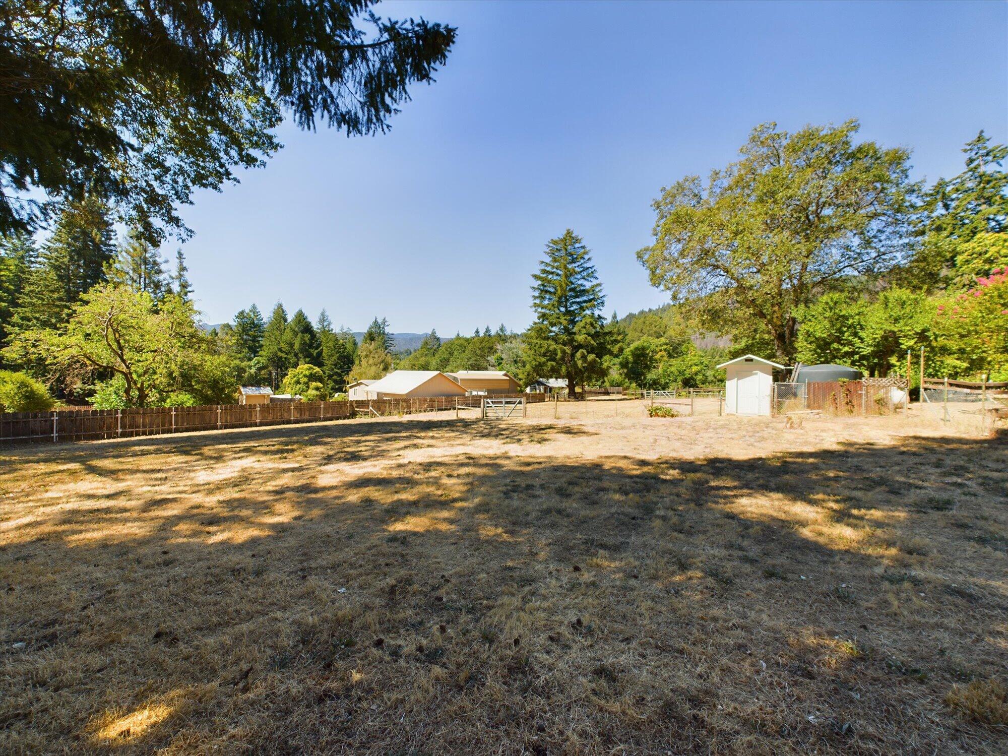 1860 Salyer Loop Road