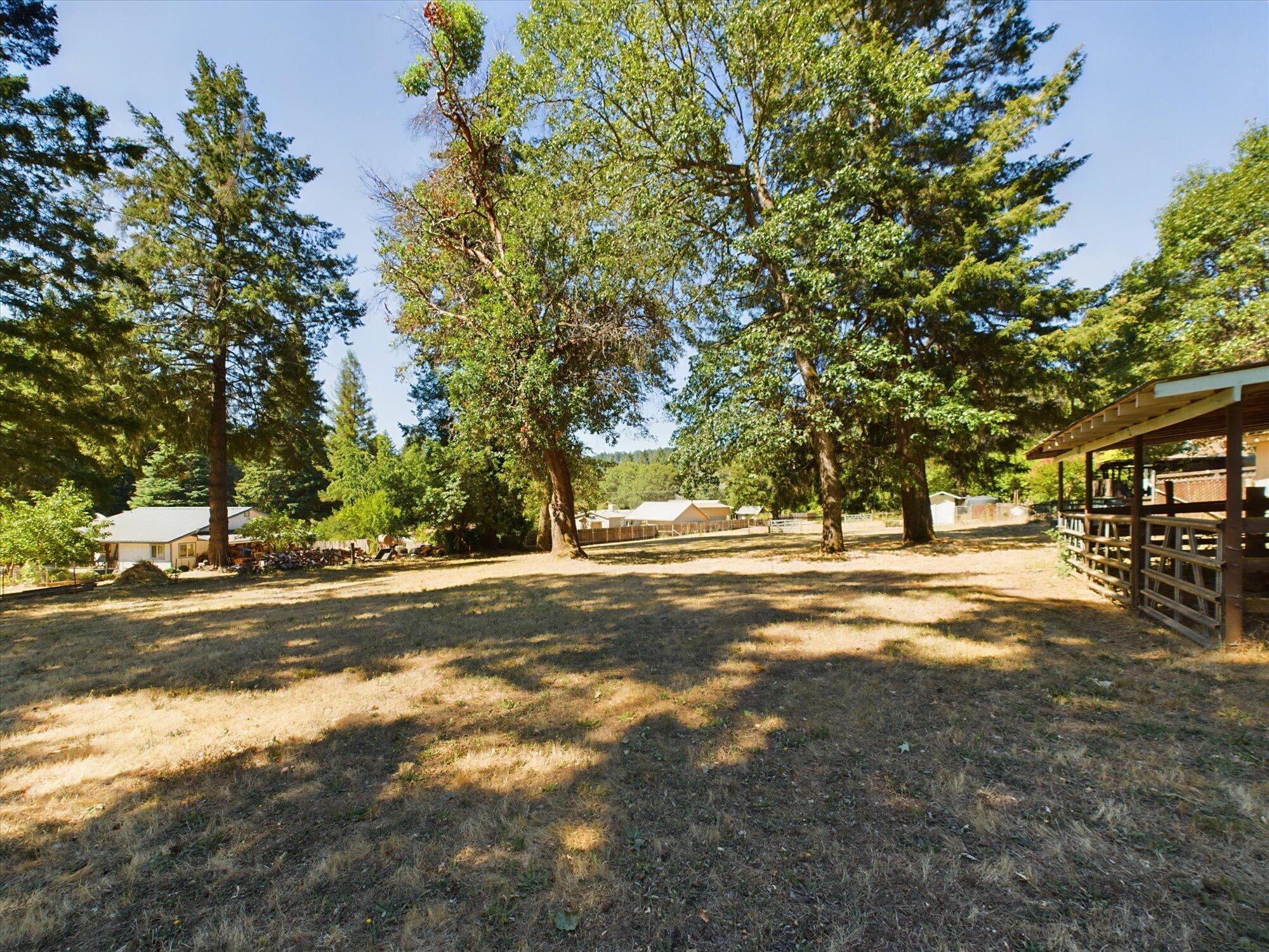 1860 Salyer Loop Road