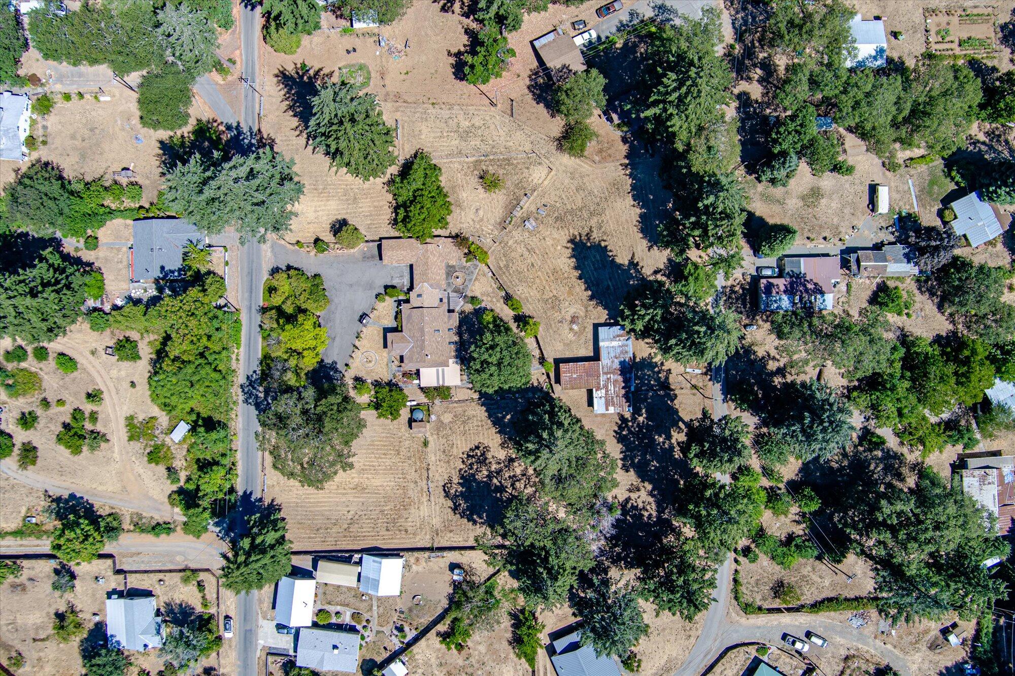 1860 Salyer Loop Road