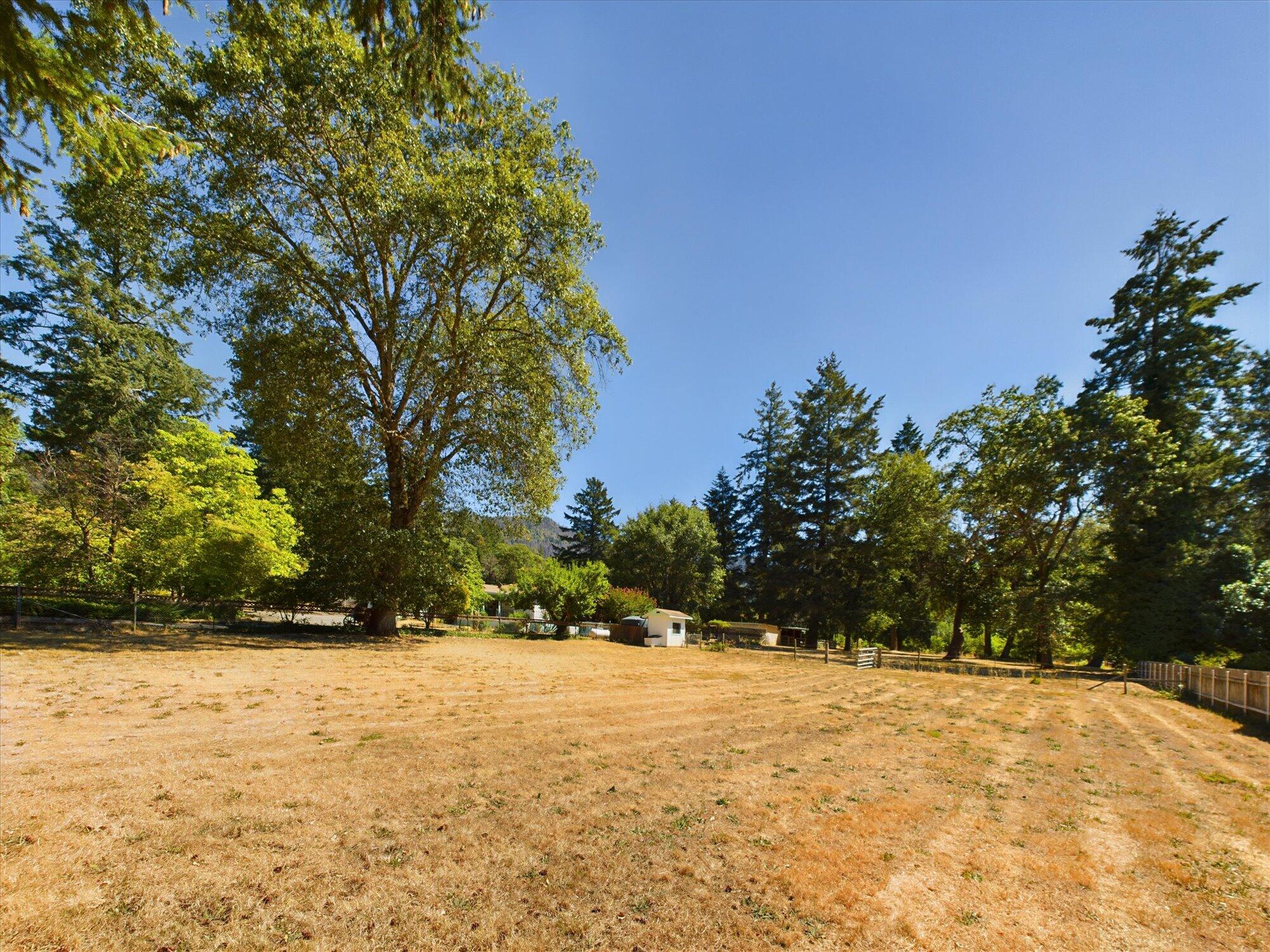 1860 Salyer Loop Road