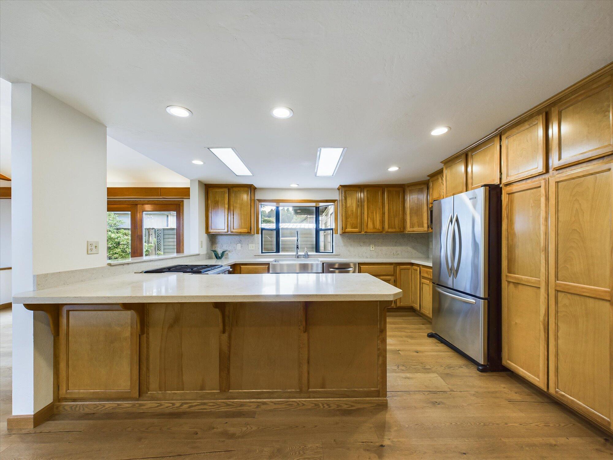 2486 Manzanita Avenue