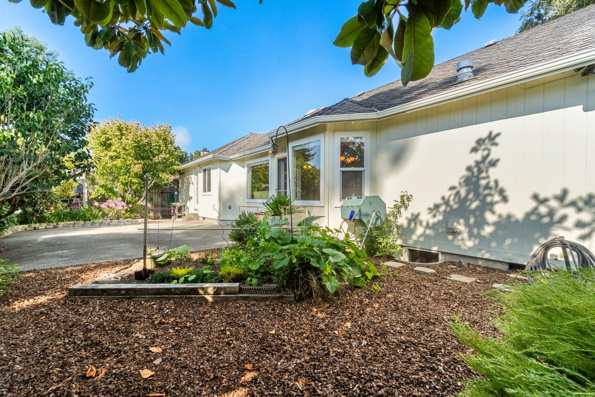 4820 Frederick Drive