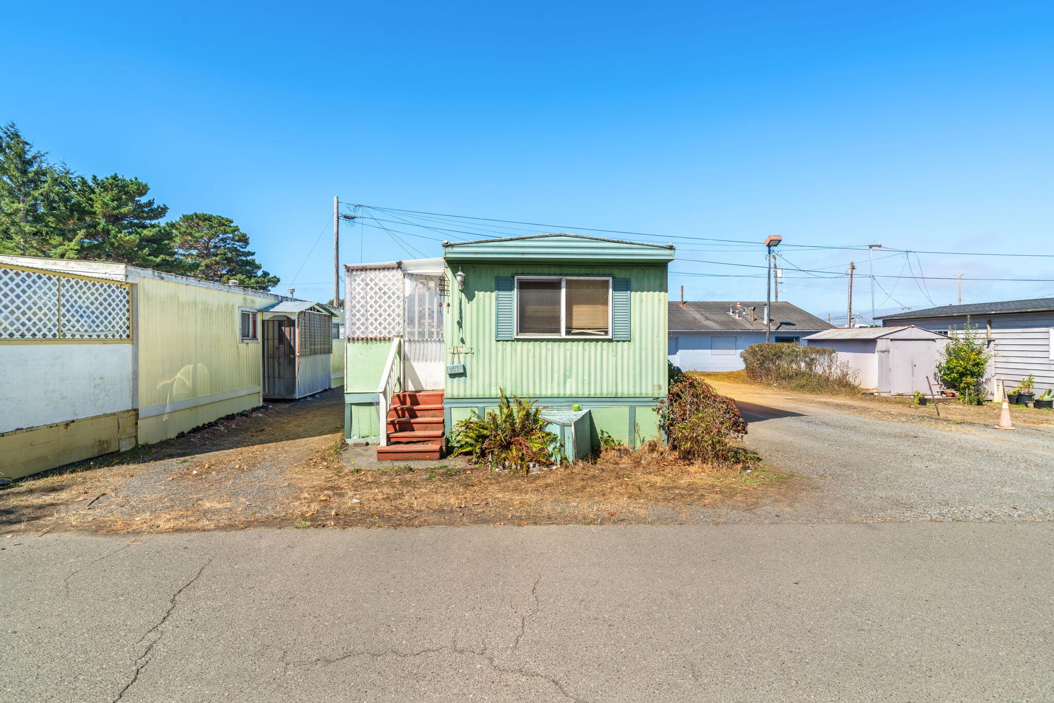 1201 Allard Avenue, F16