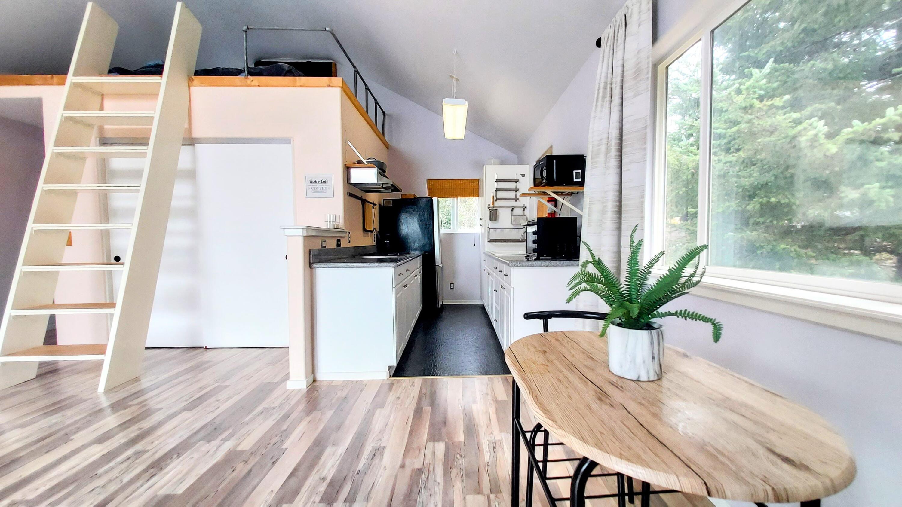400 Seafoam Road