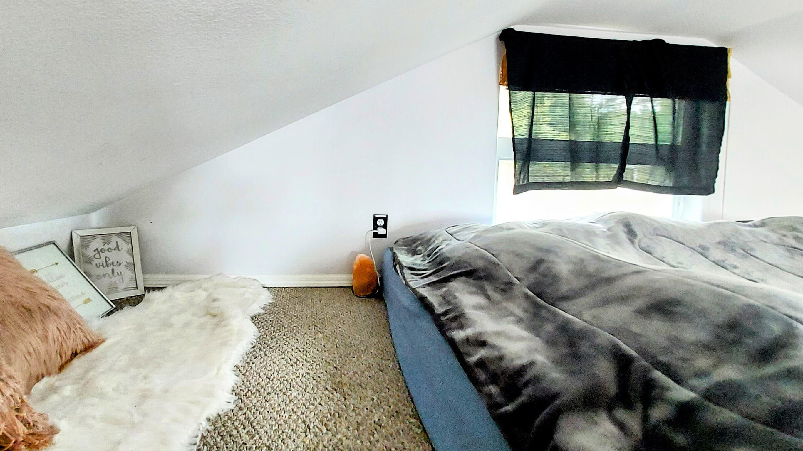400 Seafoam Road