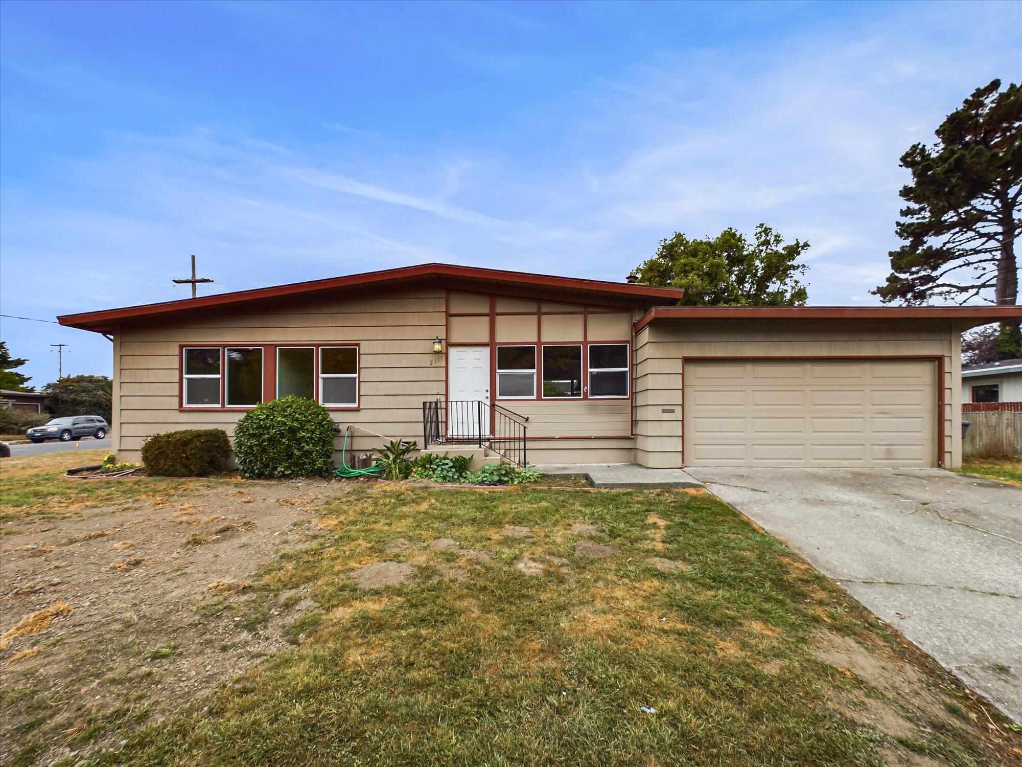 2511 Acheson Way