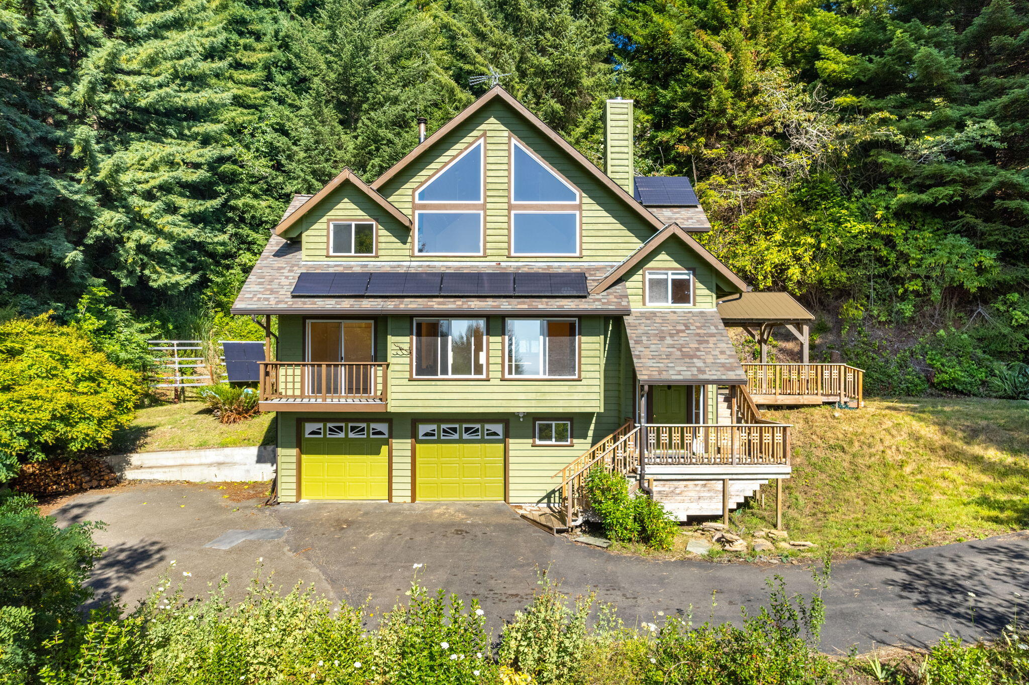 2340 Greenwood Heights Drive