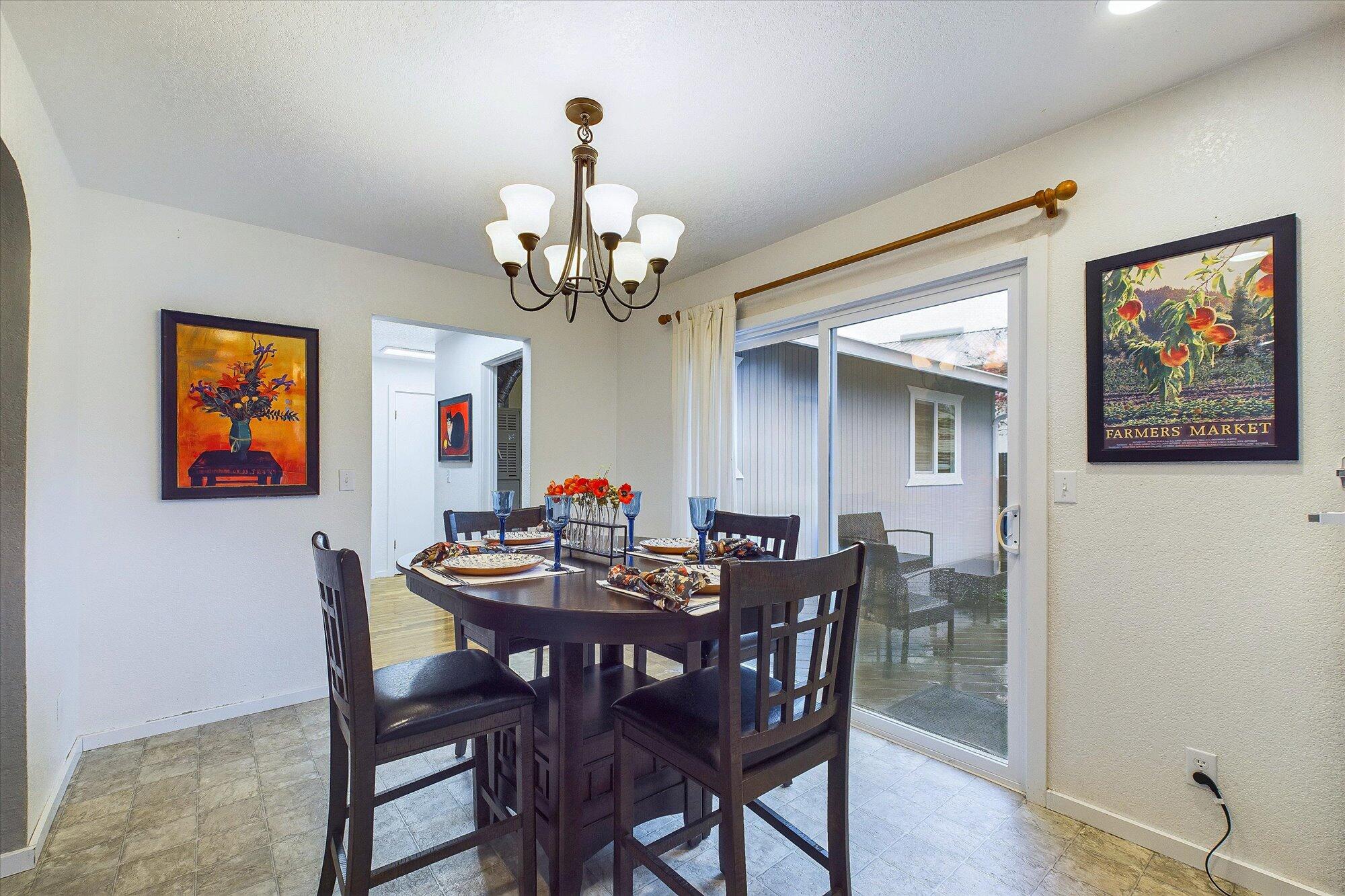 1575 Marty Avenue, McKinleyville