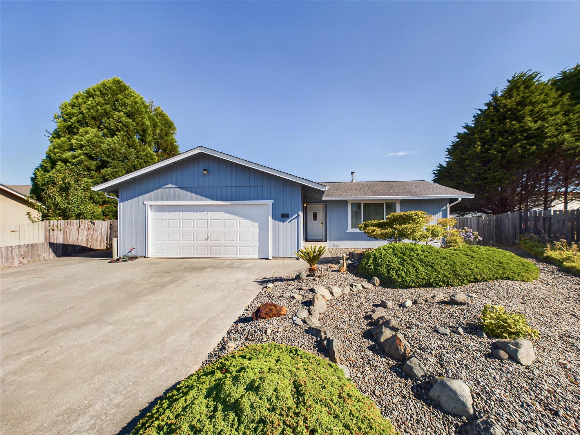 1575 Marty Avenue, McKinleyville