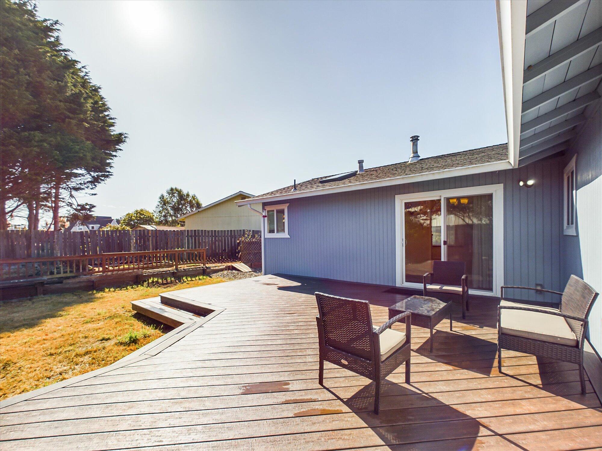 1575 Marty Avenue, McKinleyville