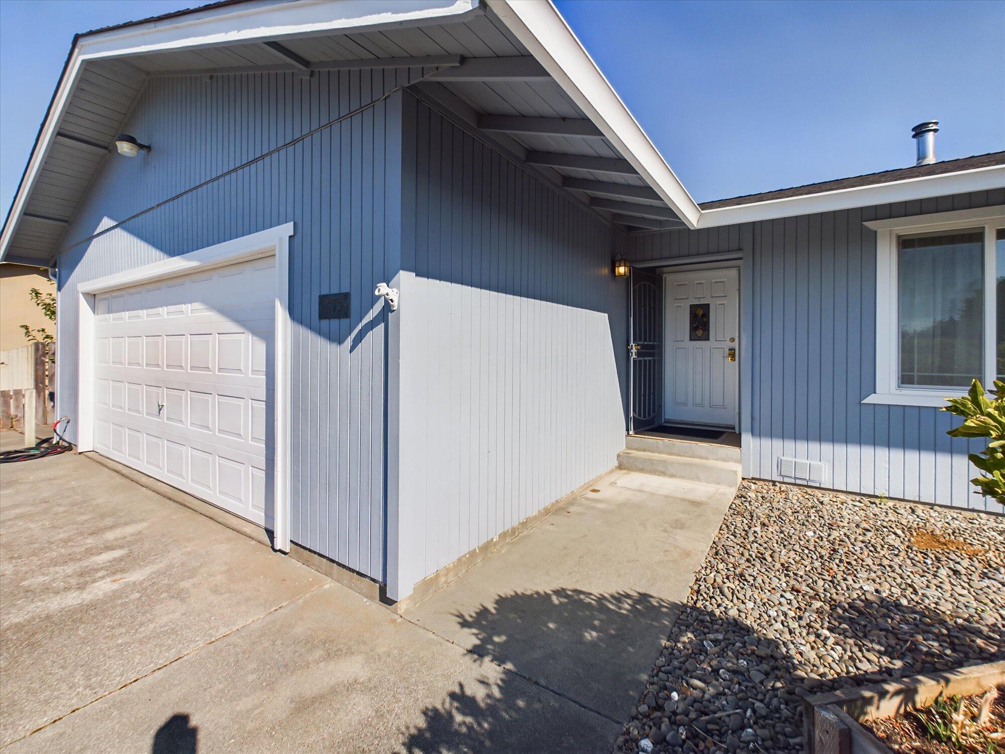 1575 Marty Avenue, McKinleyville