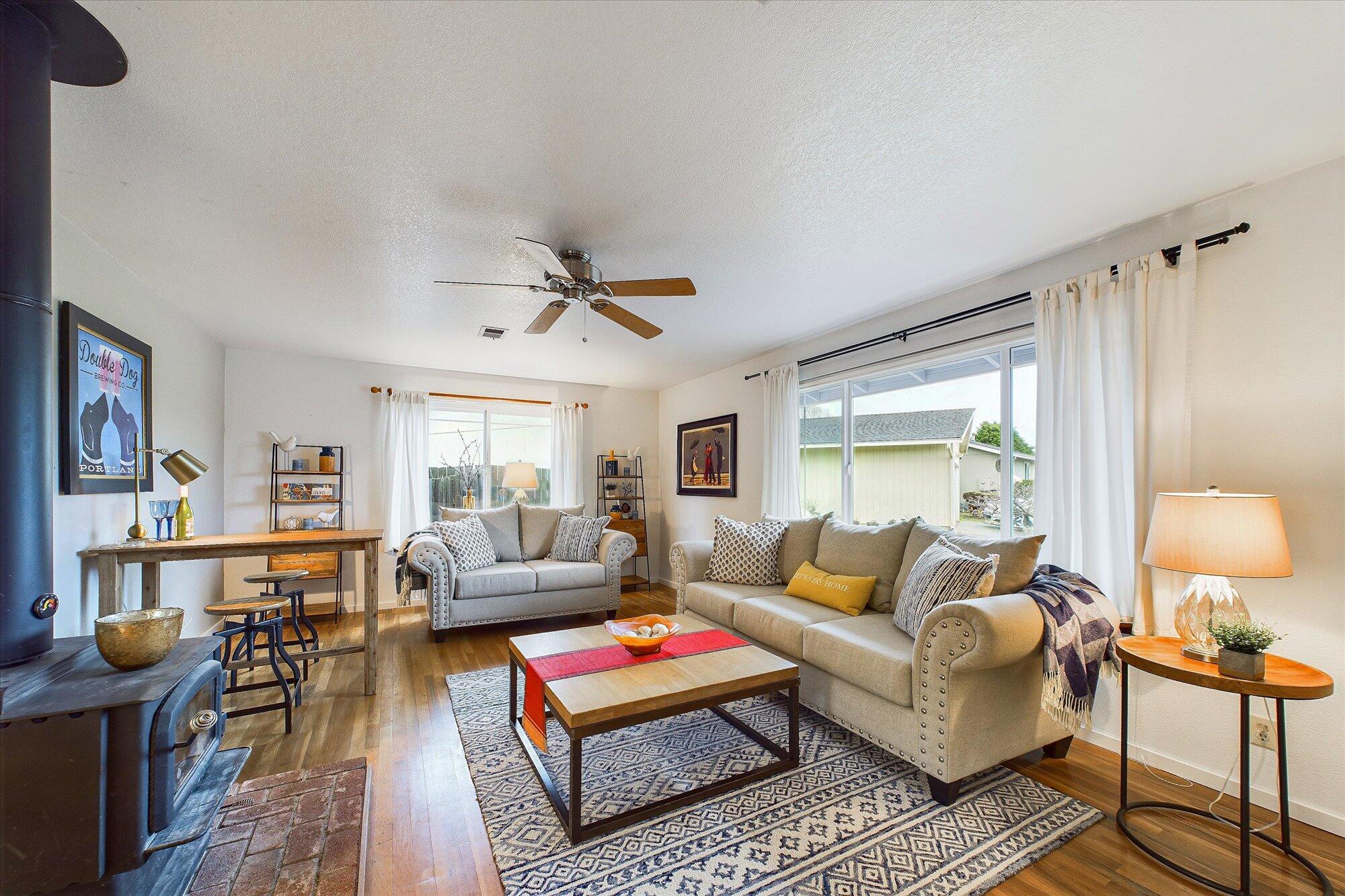 1575 Marty Avenue, McKinleyville