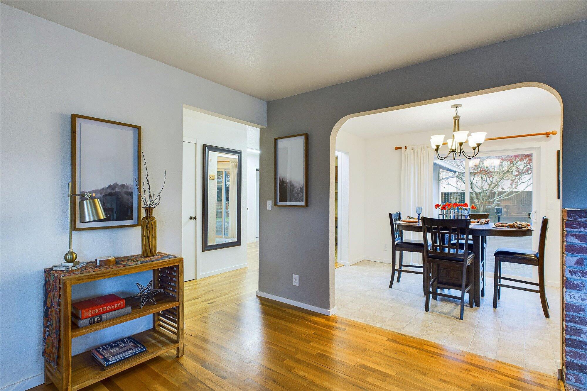 1575 Marty Avenue, McKinleyville