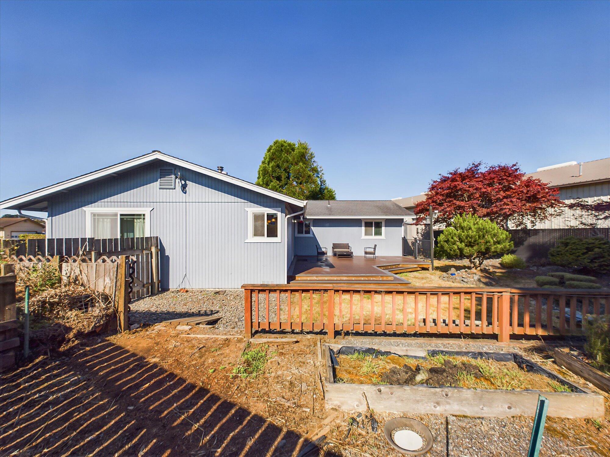 1575 Marty Avenue, McKinleyville