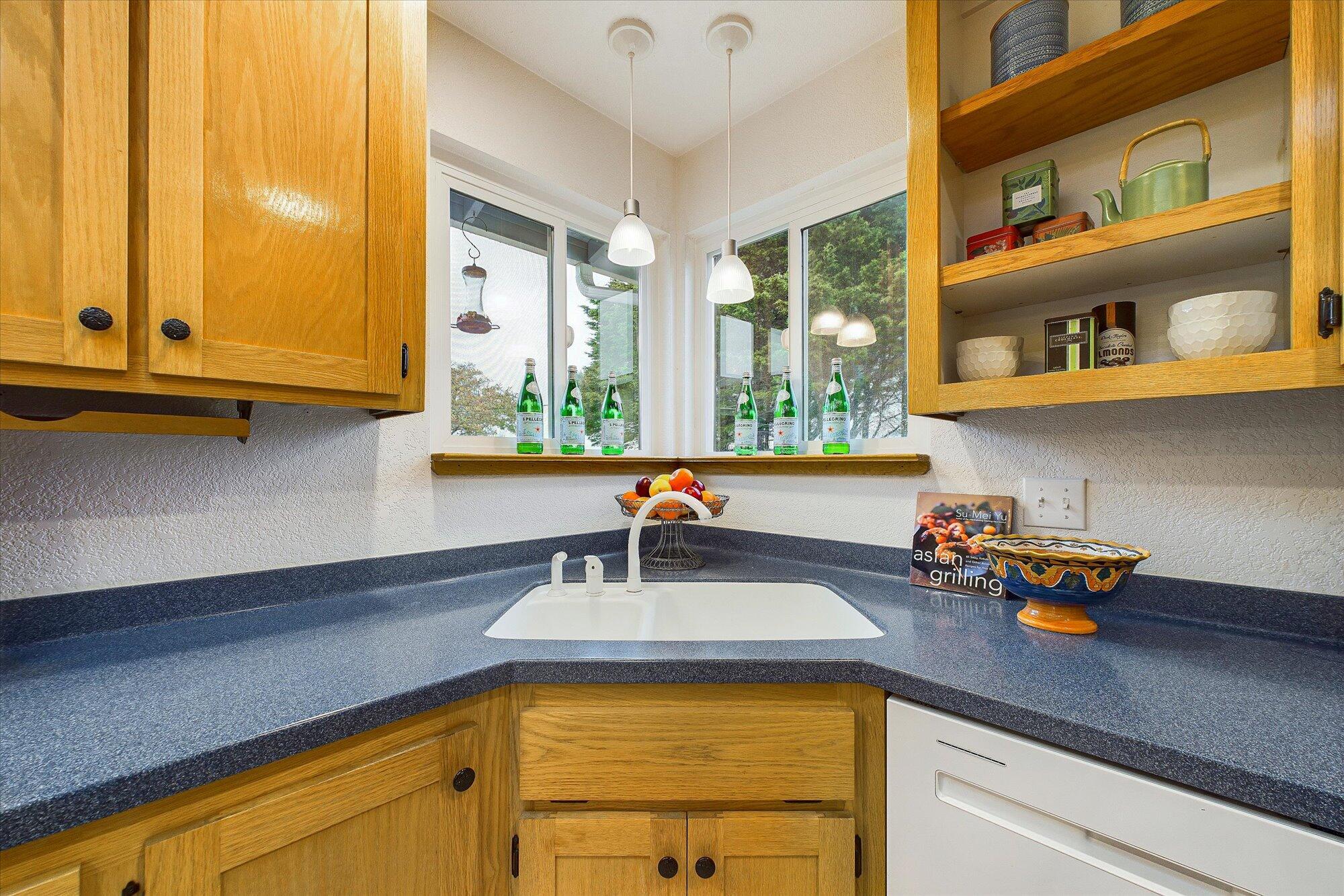 1575 Marty Avenue, McKinleyville