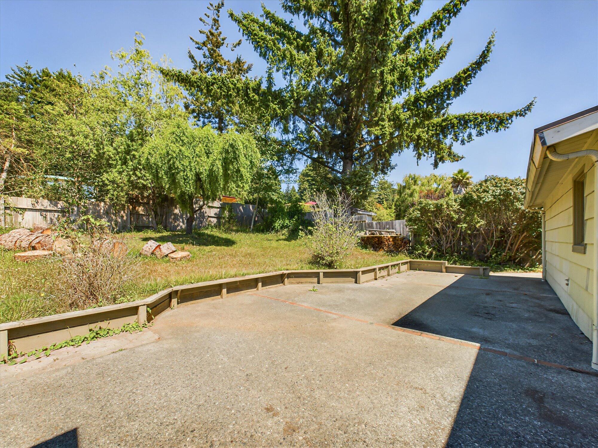 1442 Chester Avenue