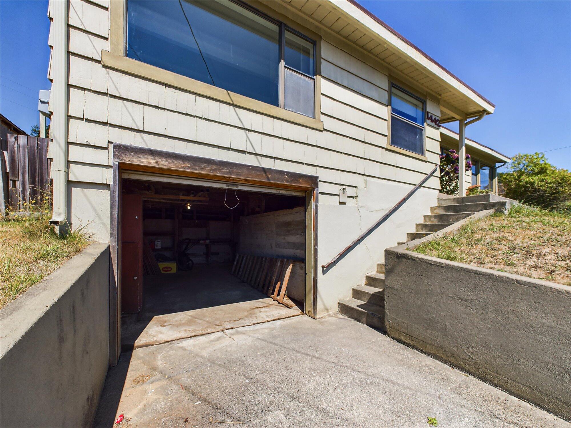 1442 Chester Avenue