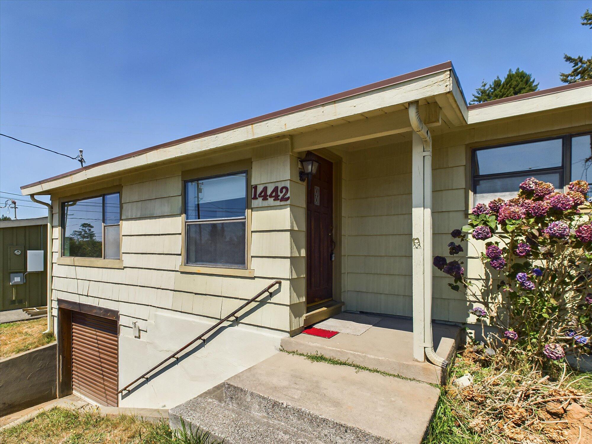 1442 Chester Avenue