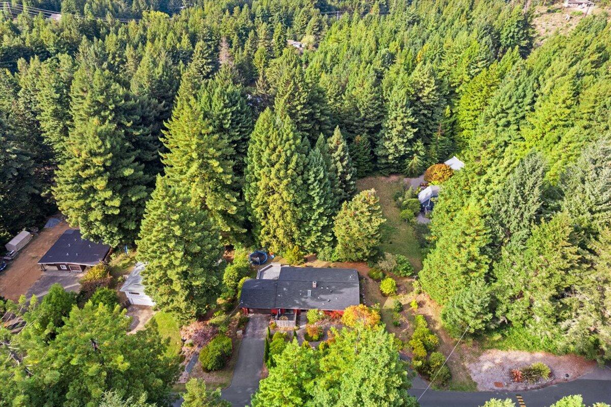 5095 Woodland Way, 000
