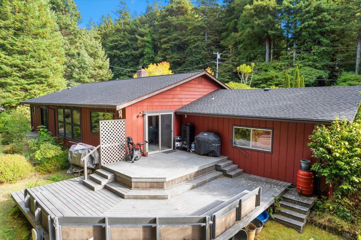 5095 Woodland Way, 000