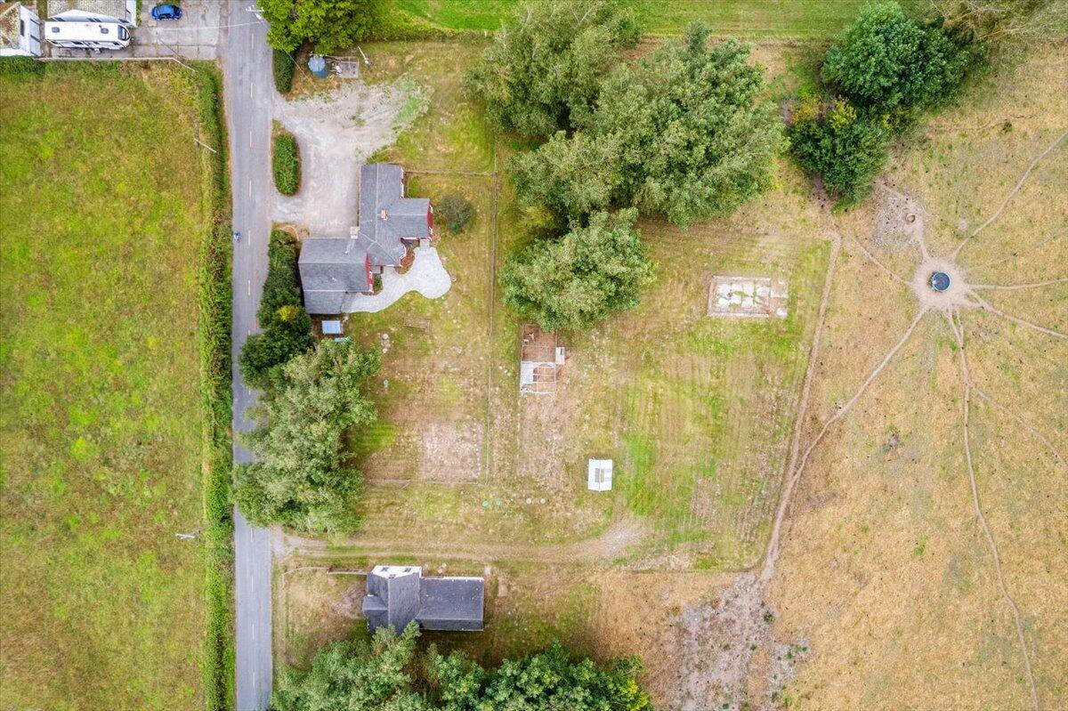 1046 Mad River Road