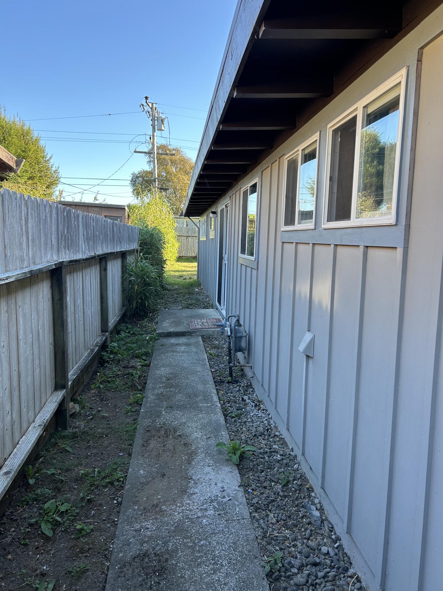 3348 Edgewood Road