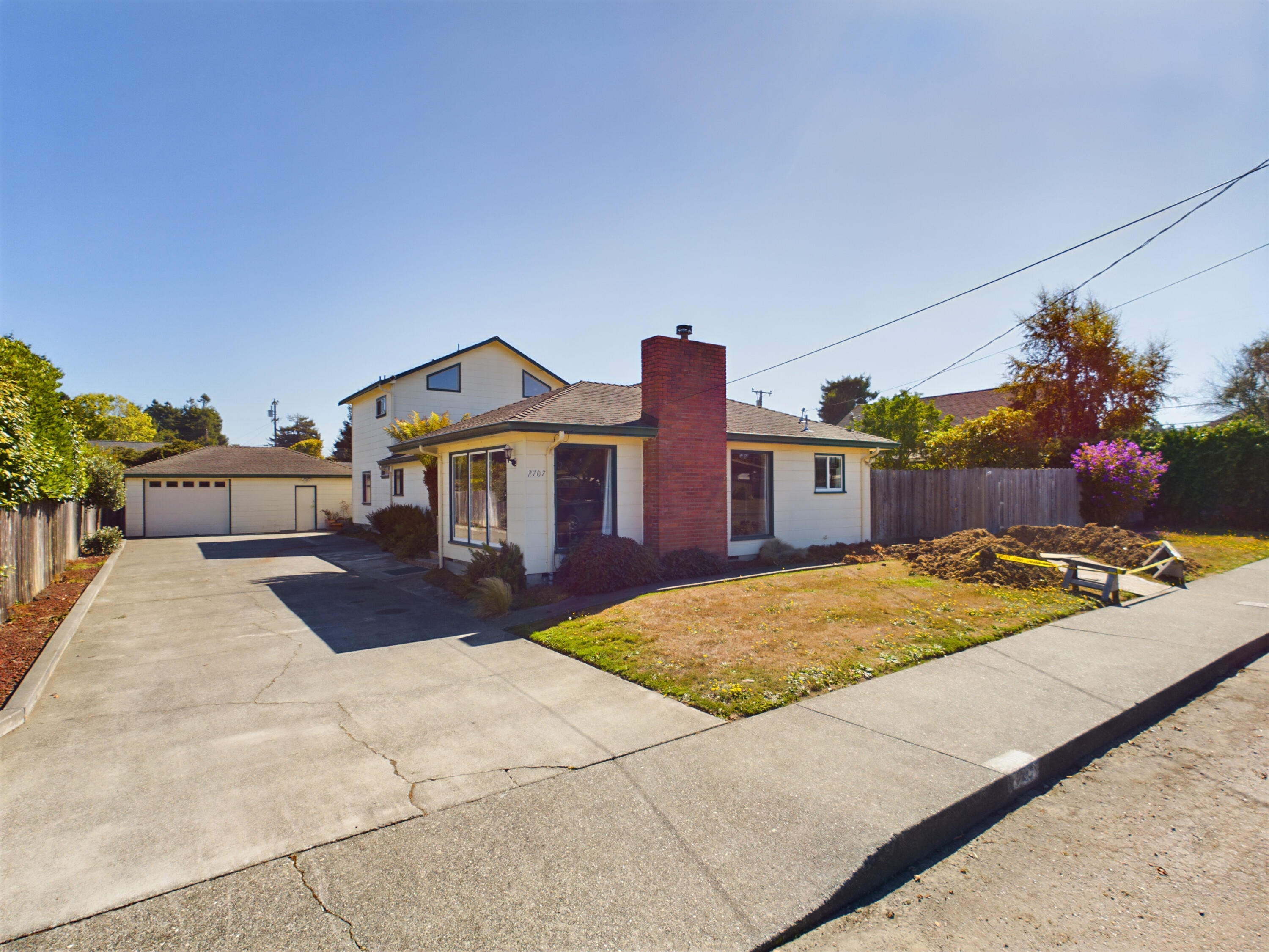 2707 N Street