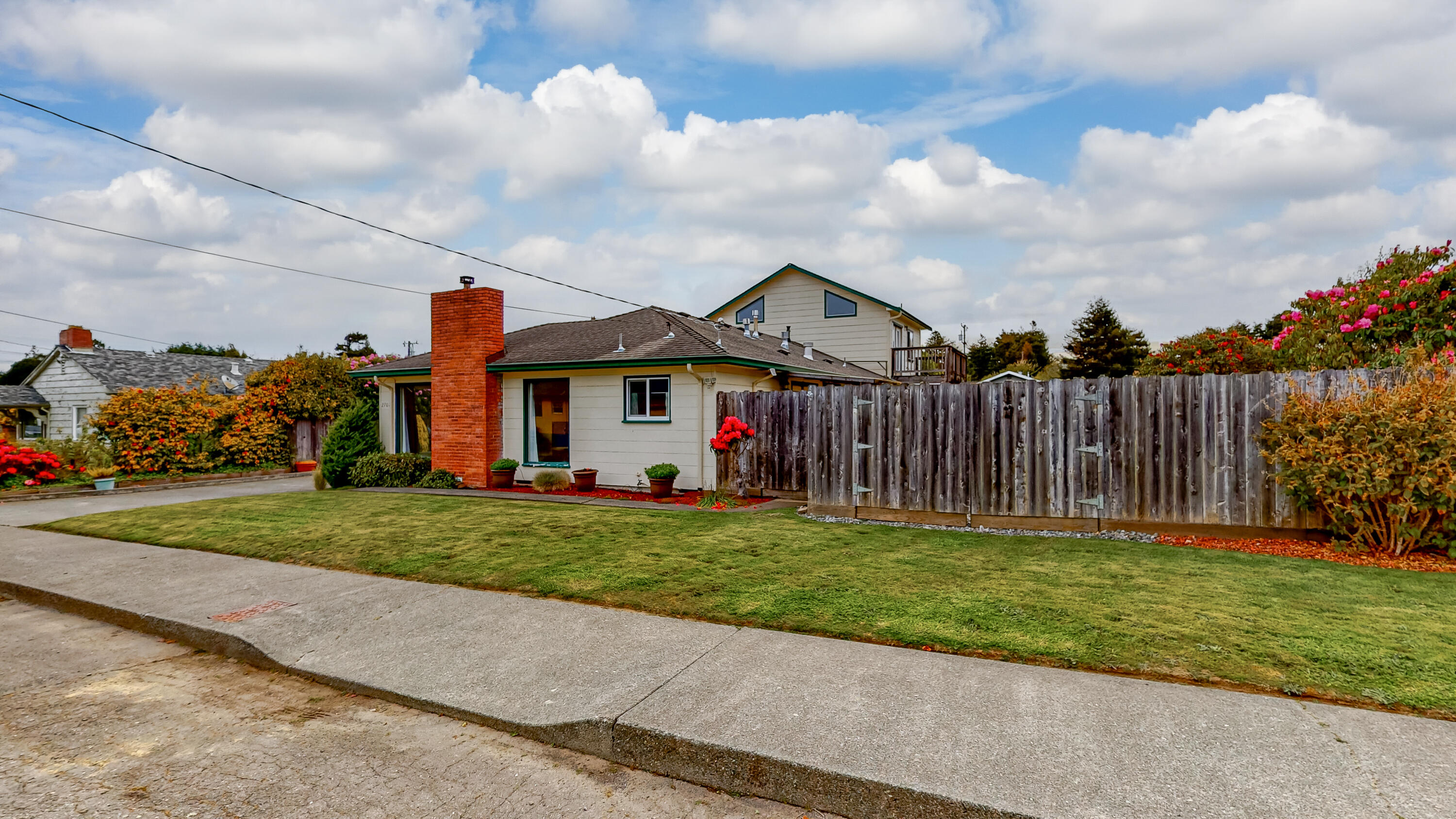 2707 N Street
