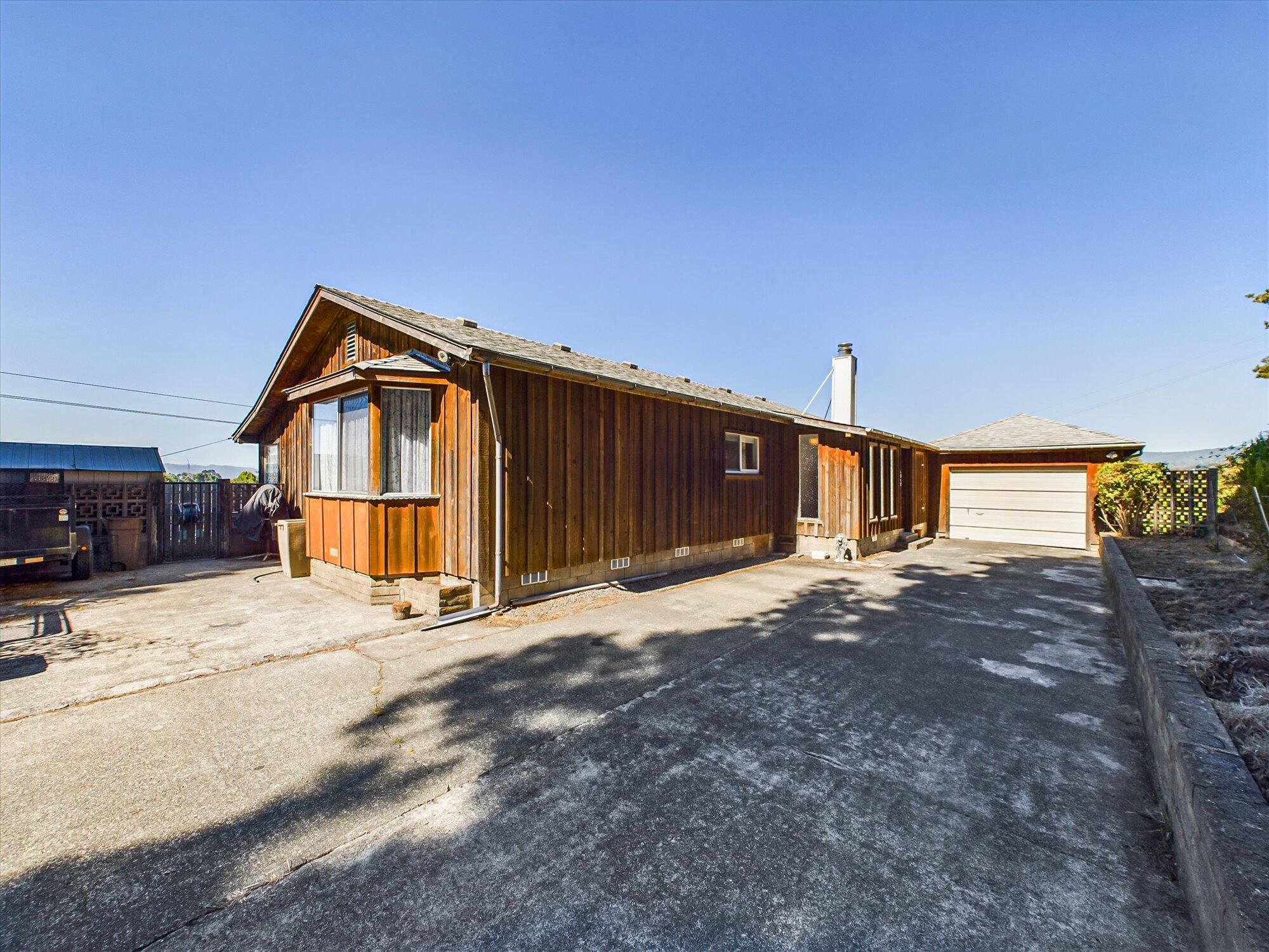 1317 Rohnerville Road