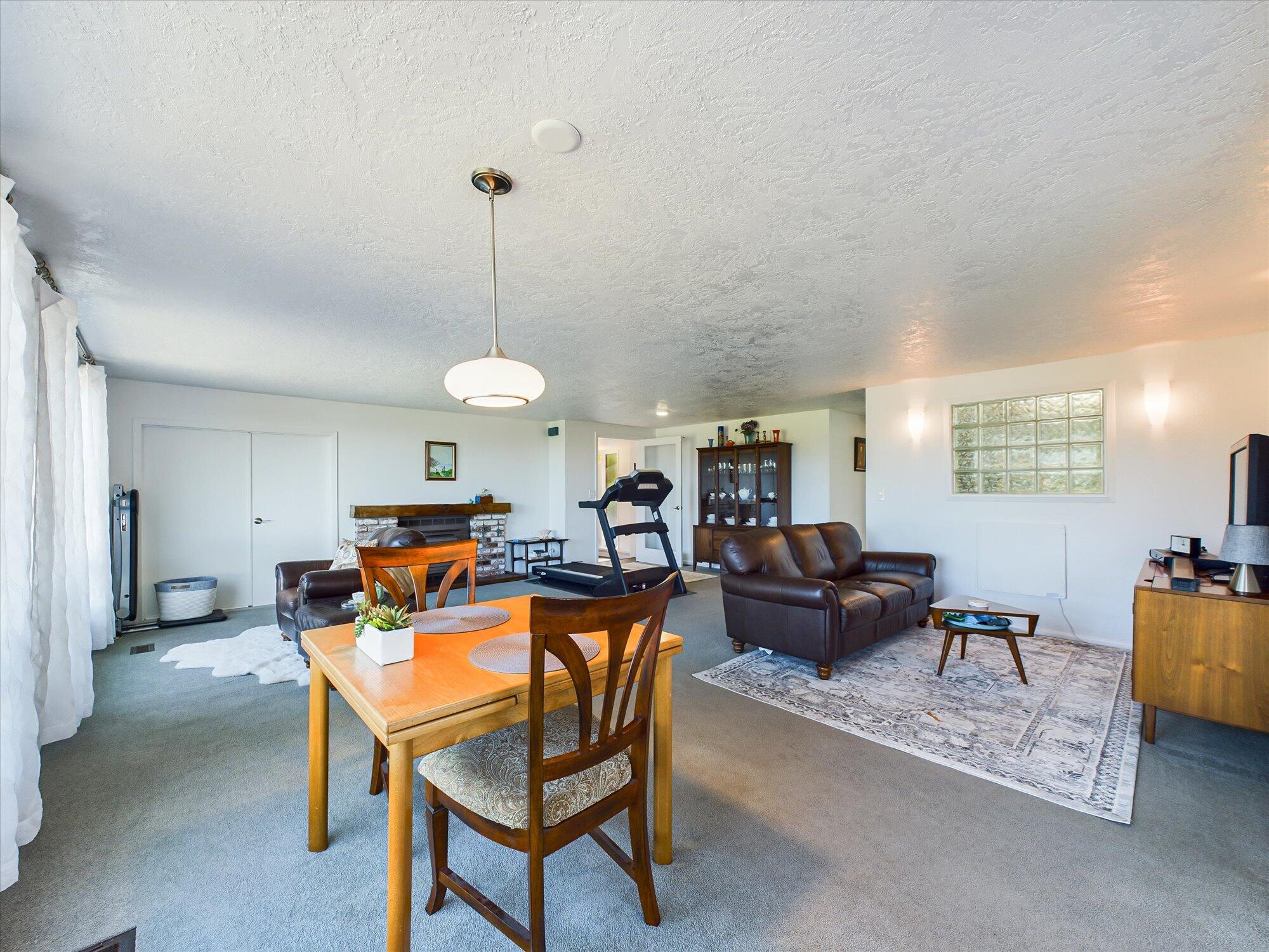 1317 Rohnerville Road