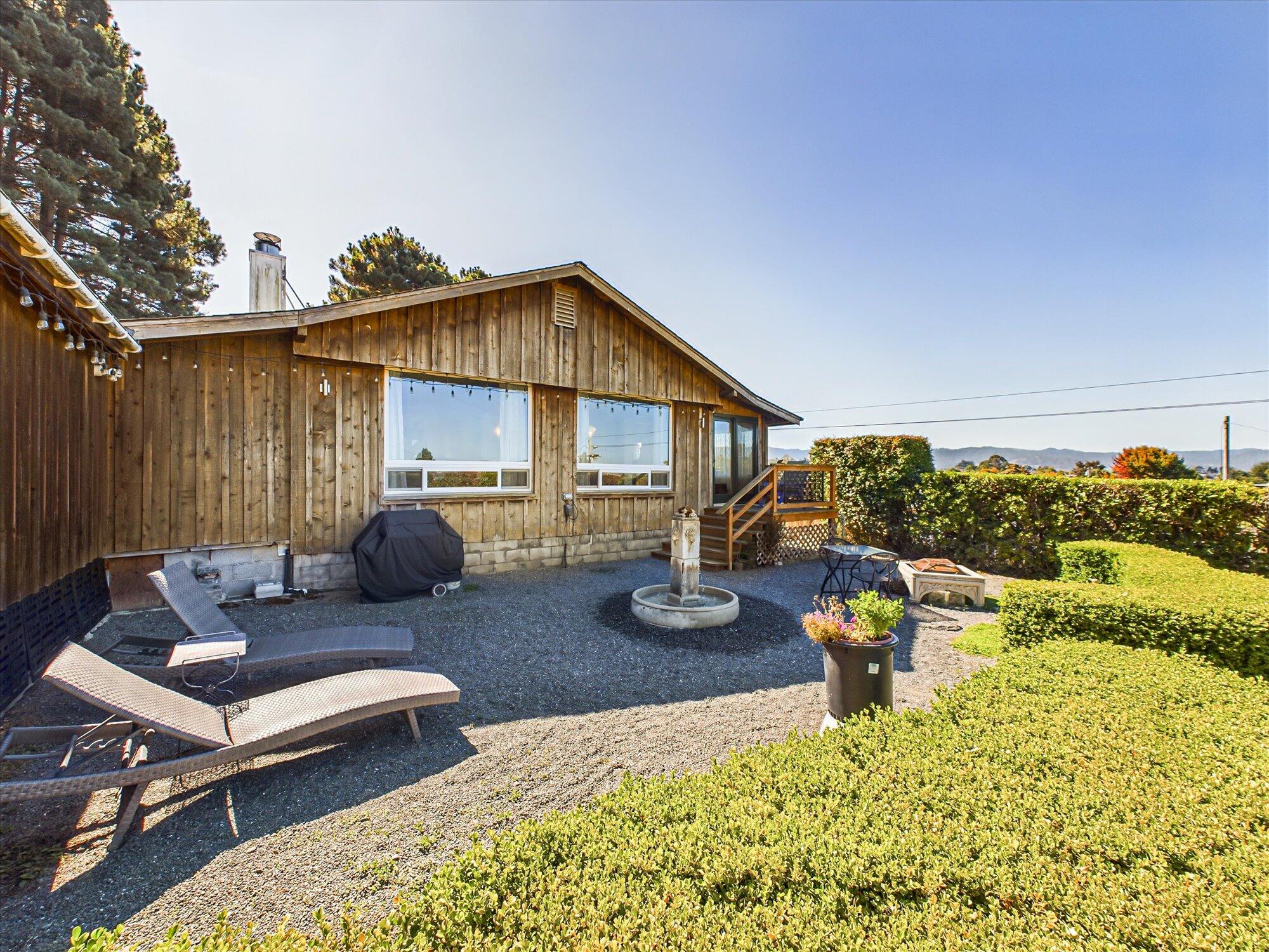 1317 Rohnerville Road