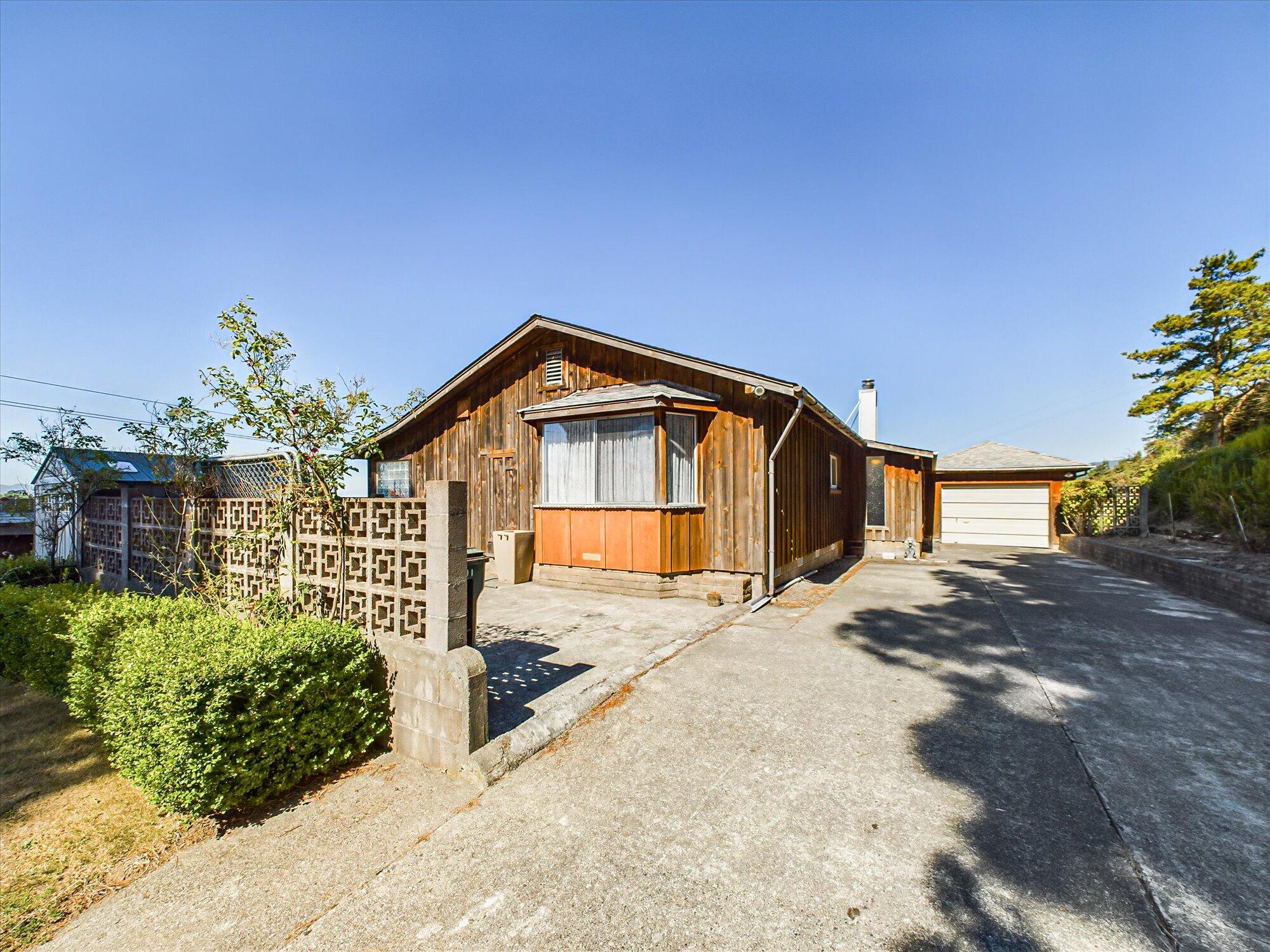1317 Rohnerville Road