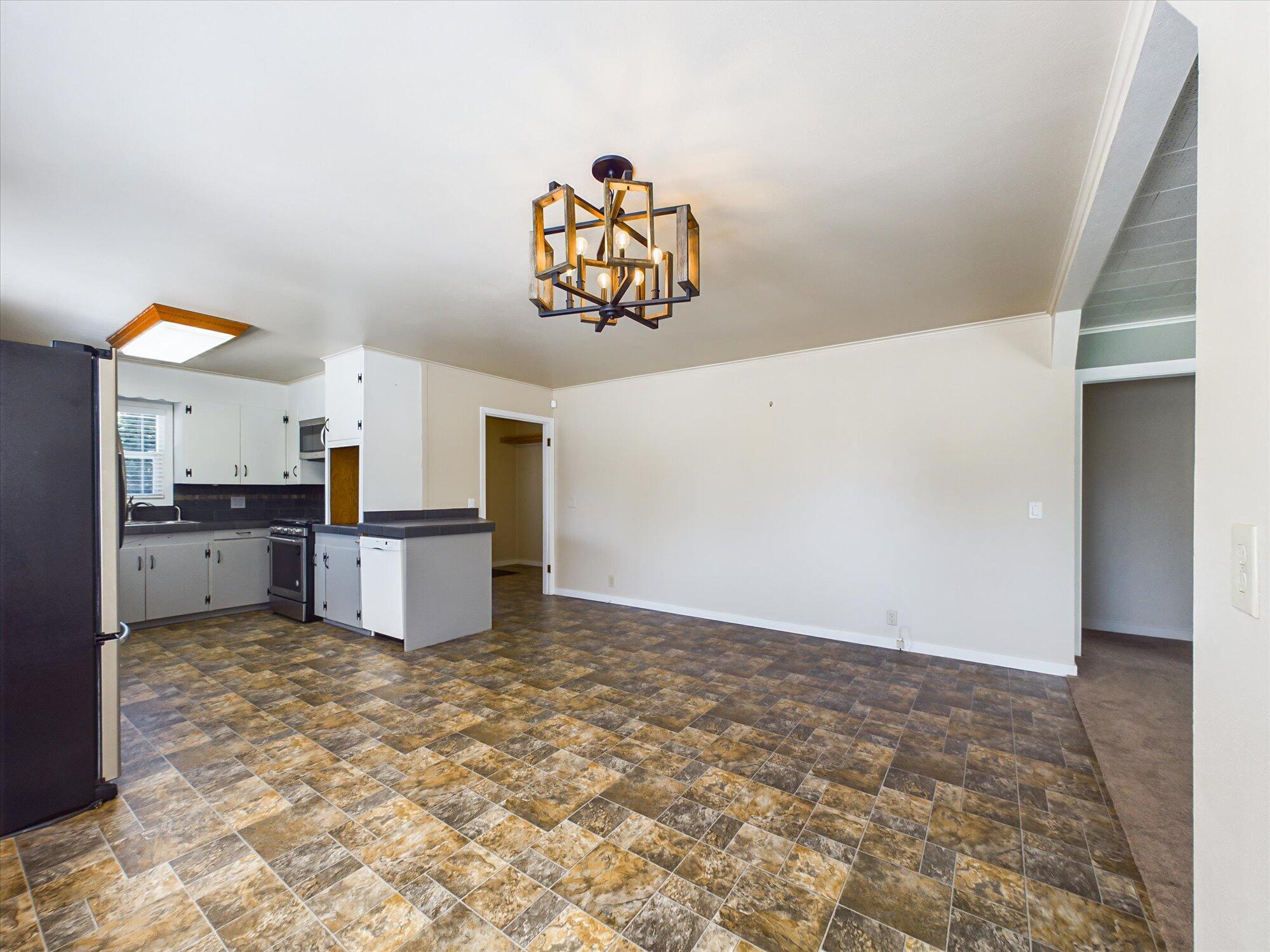 280 Fernwood Drive