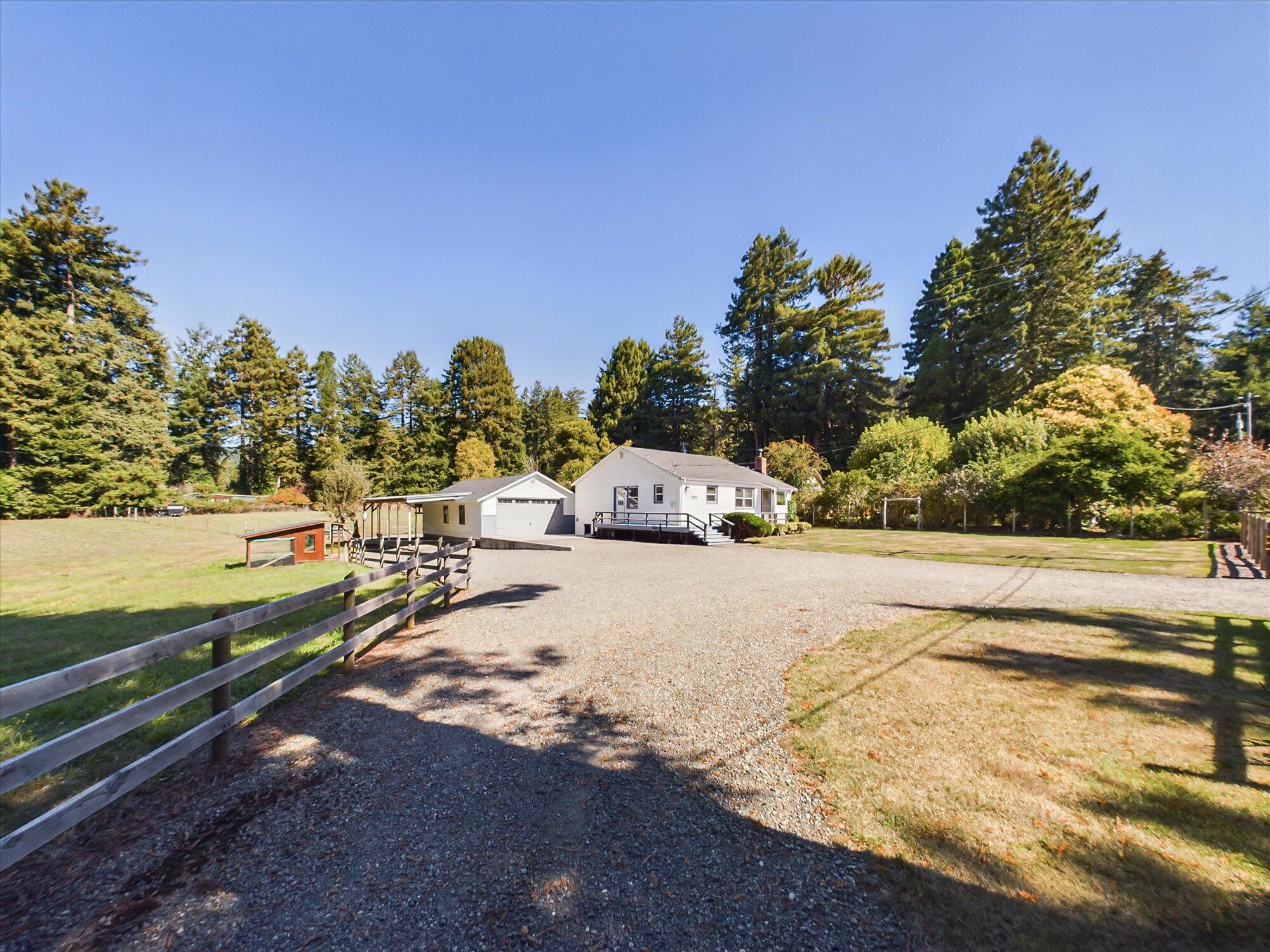 280 Fernwood Drive
