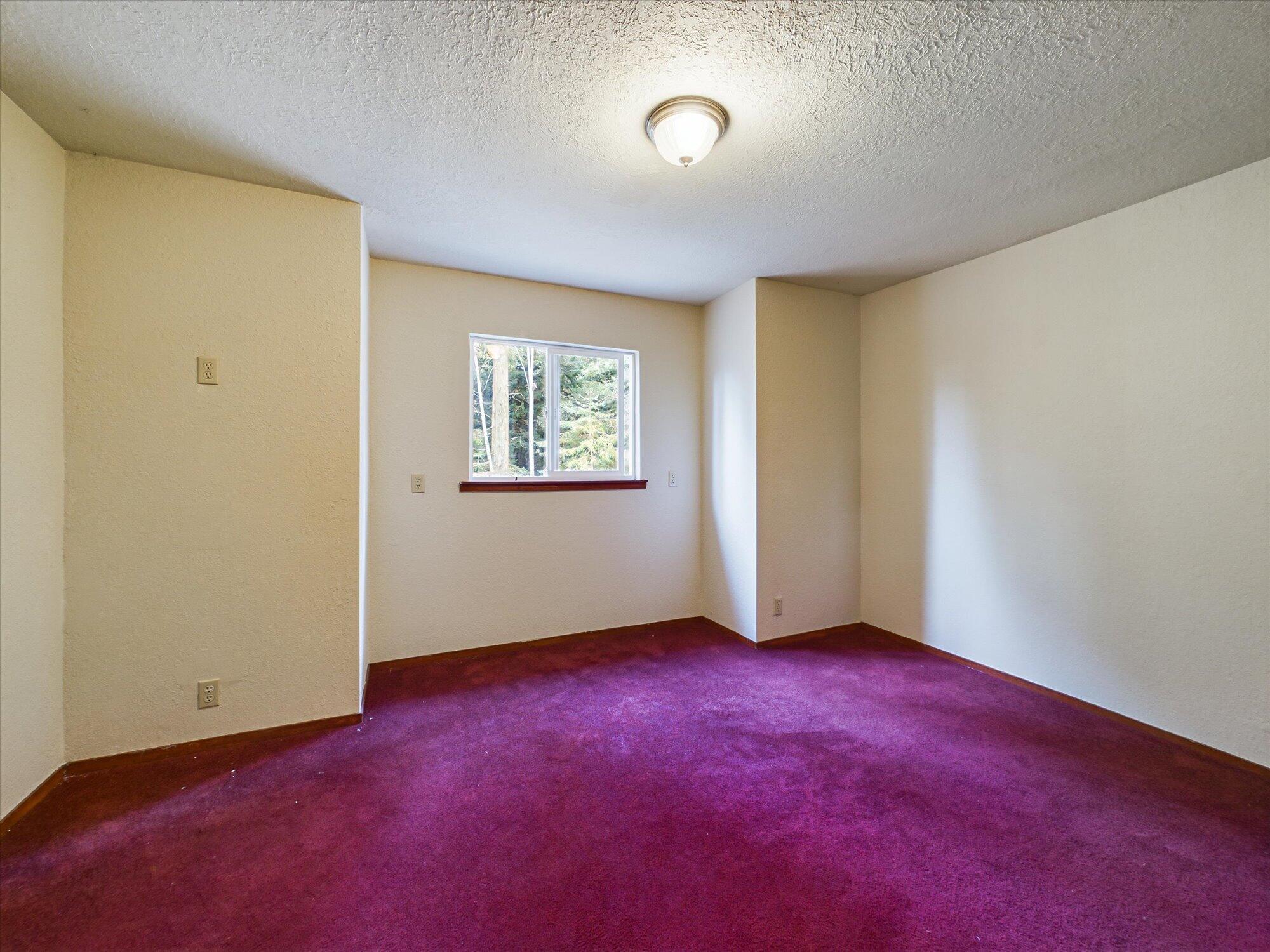3128 &3162 Greenwood Heights Drive