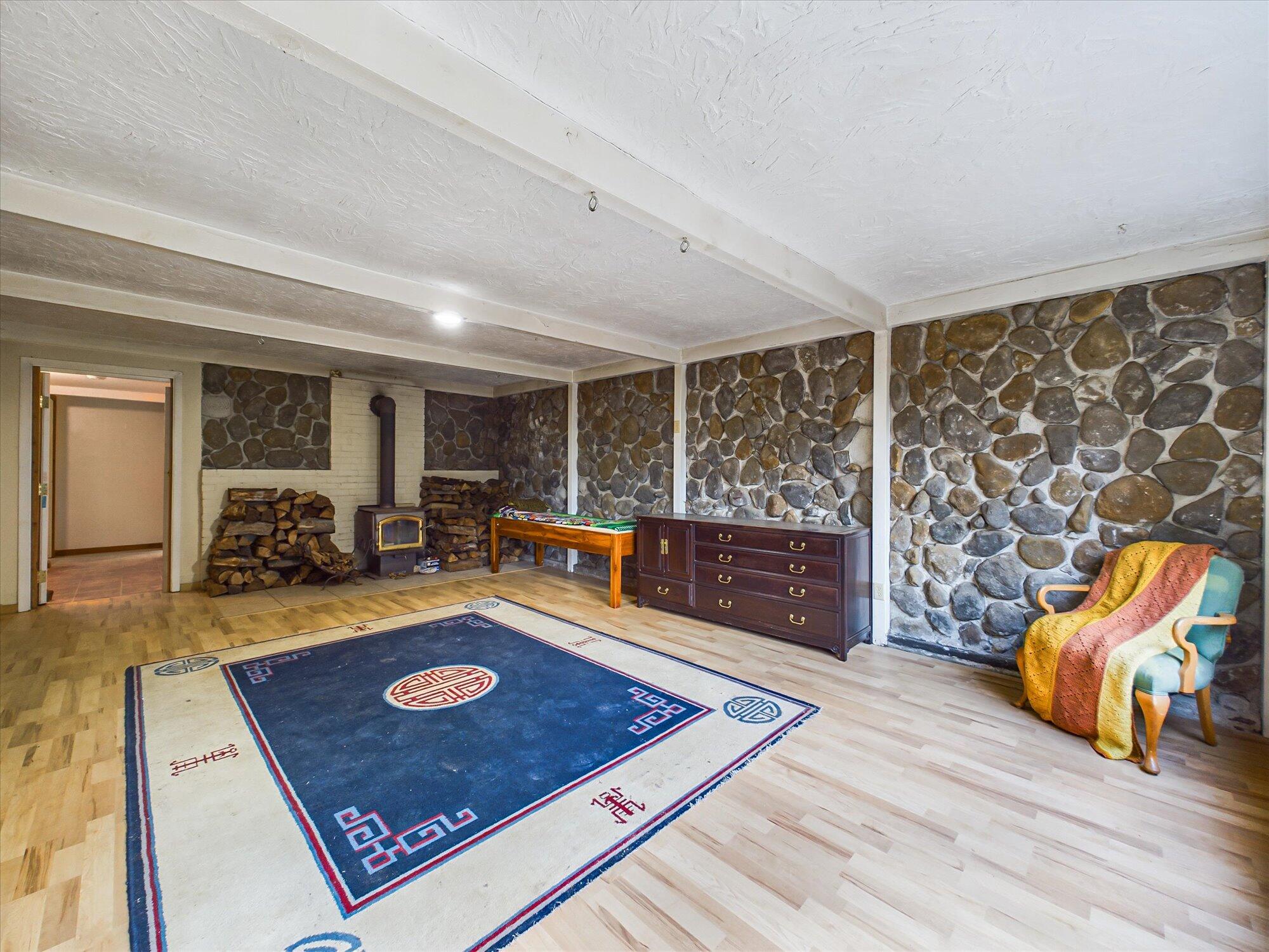 3128 &3162 Greenwood Heights Drive