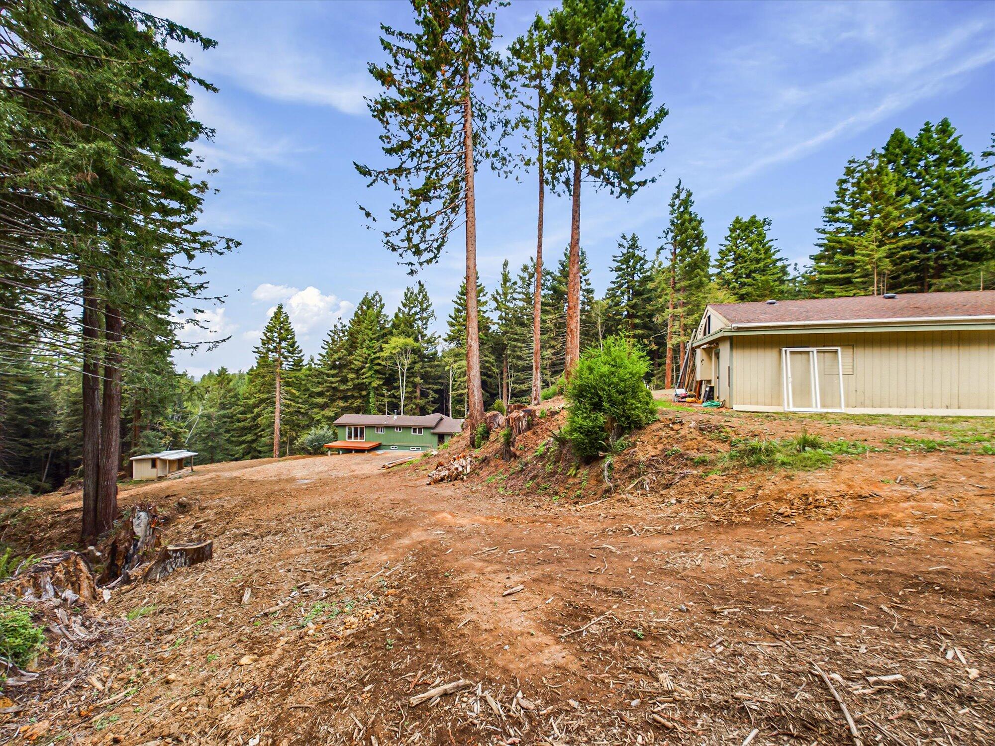 3128 &3162 Greenwood Heights Drive