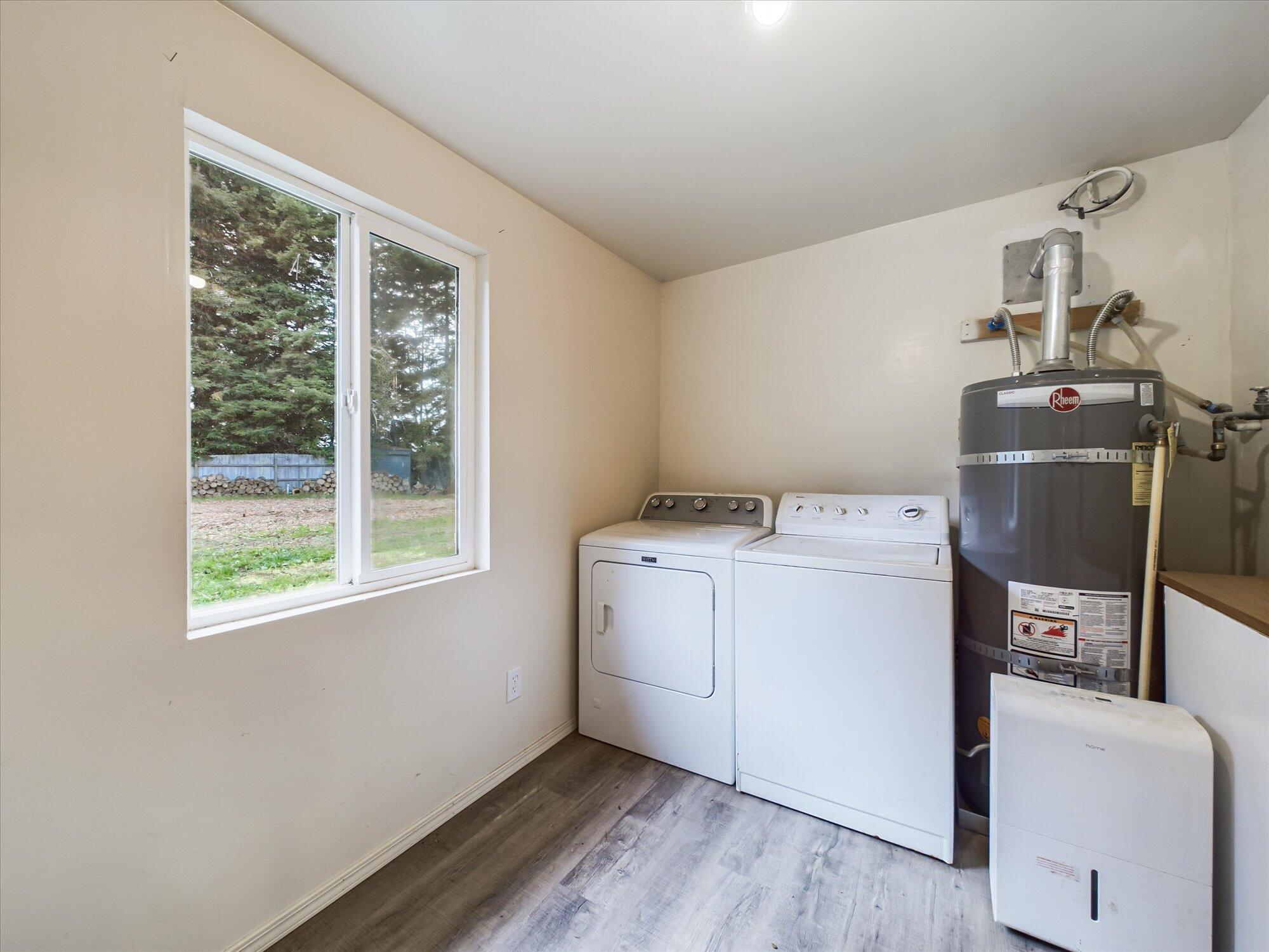 3128 &3162 Greenwood Heights Drive