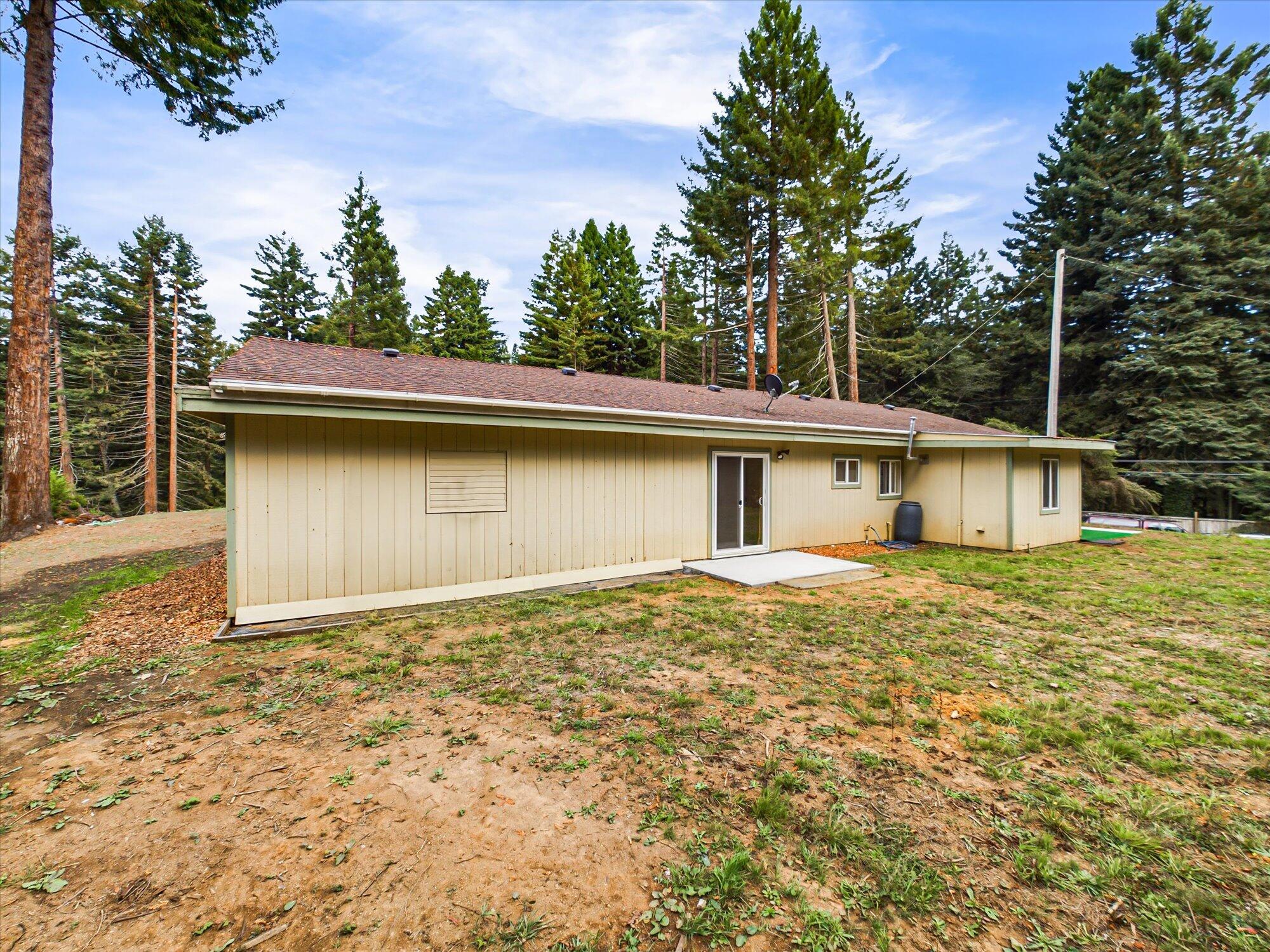 3128 &3162 Greenwood Heights Drive