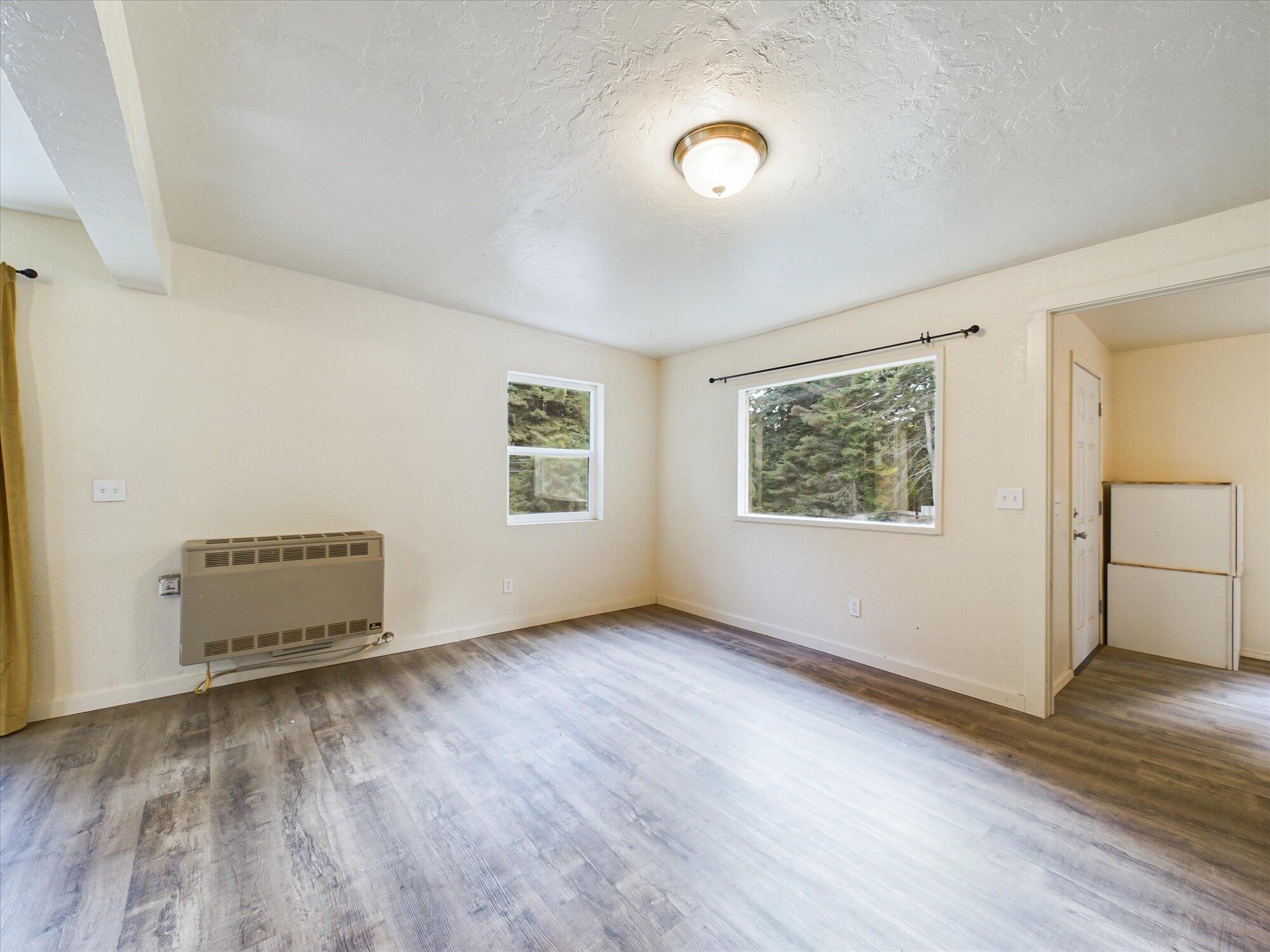 3128 &3162 Greenwood Heights Drive
