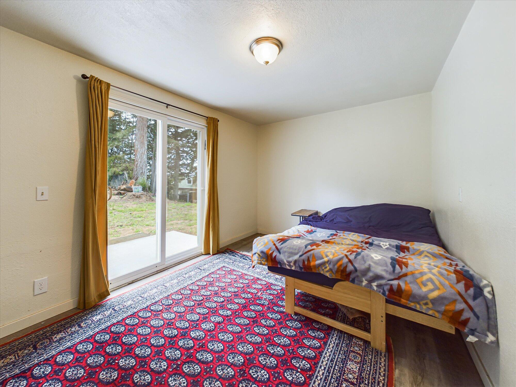 3128 &3162 Greenwood Heights Drive