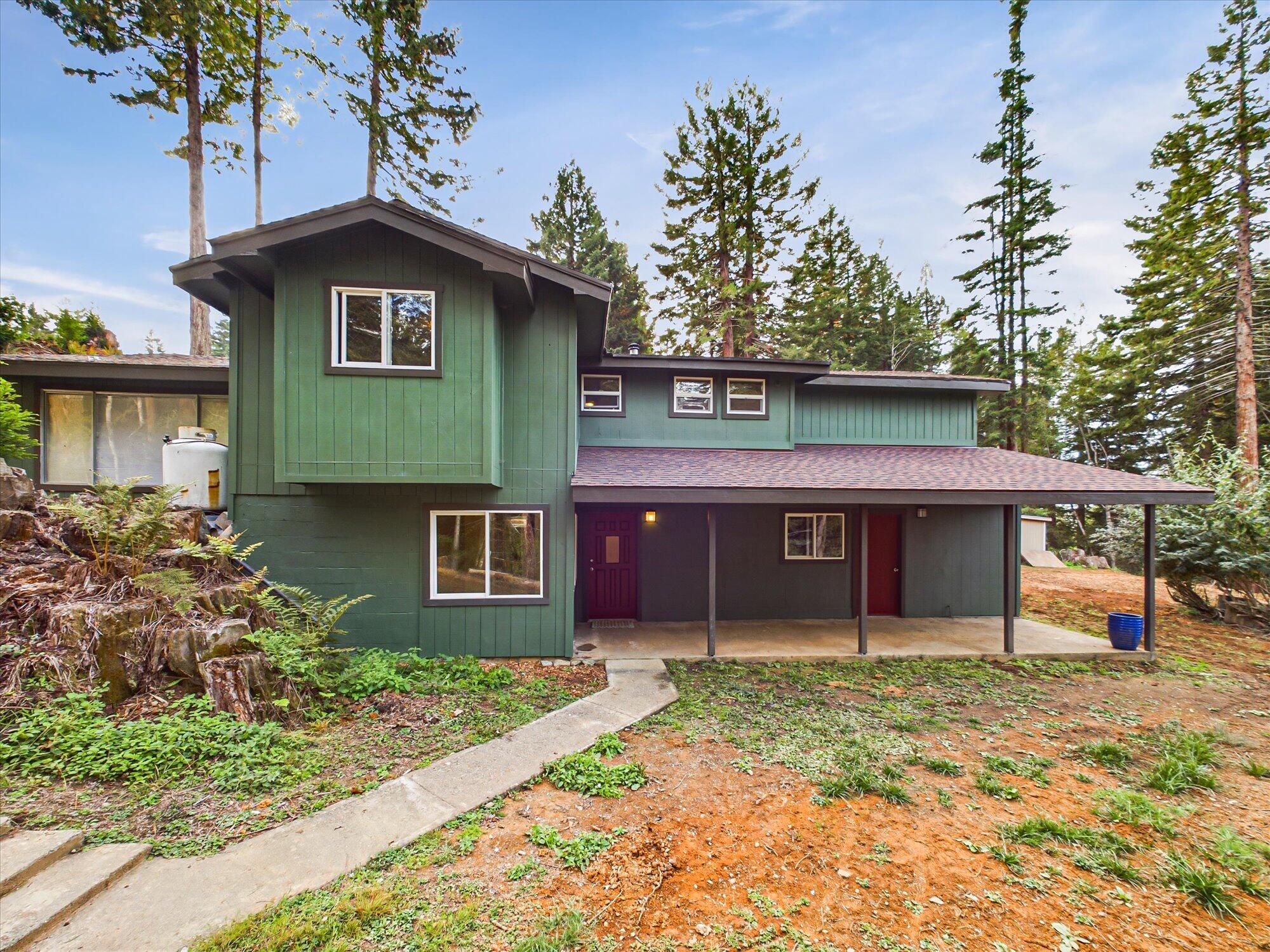 3128 &3162 Greenwood Heights Drive