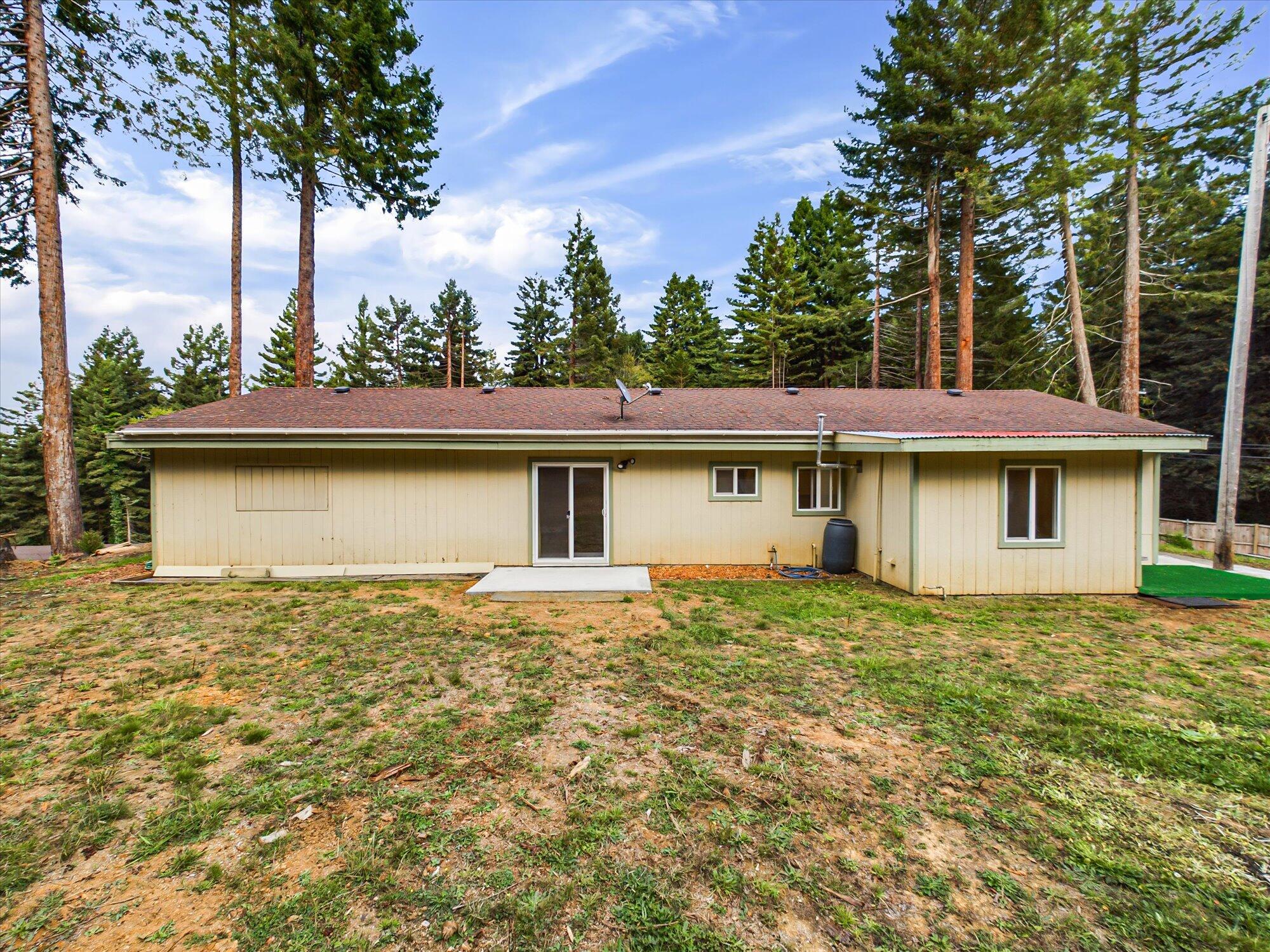 3128 &3162 Greenwood Heights Drive
