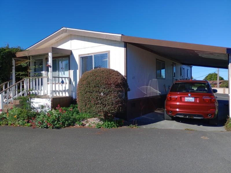 2257 Crown Drive, 2257