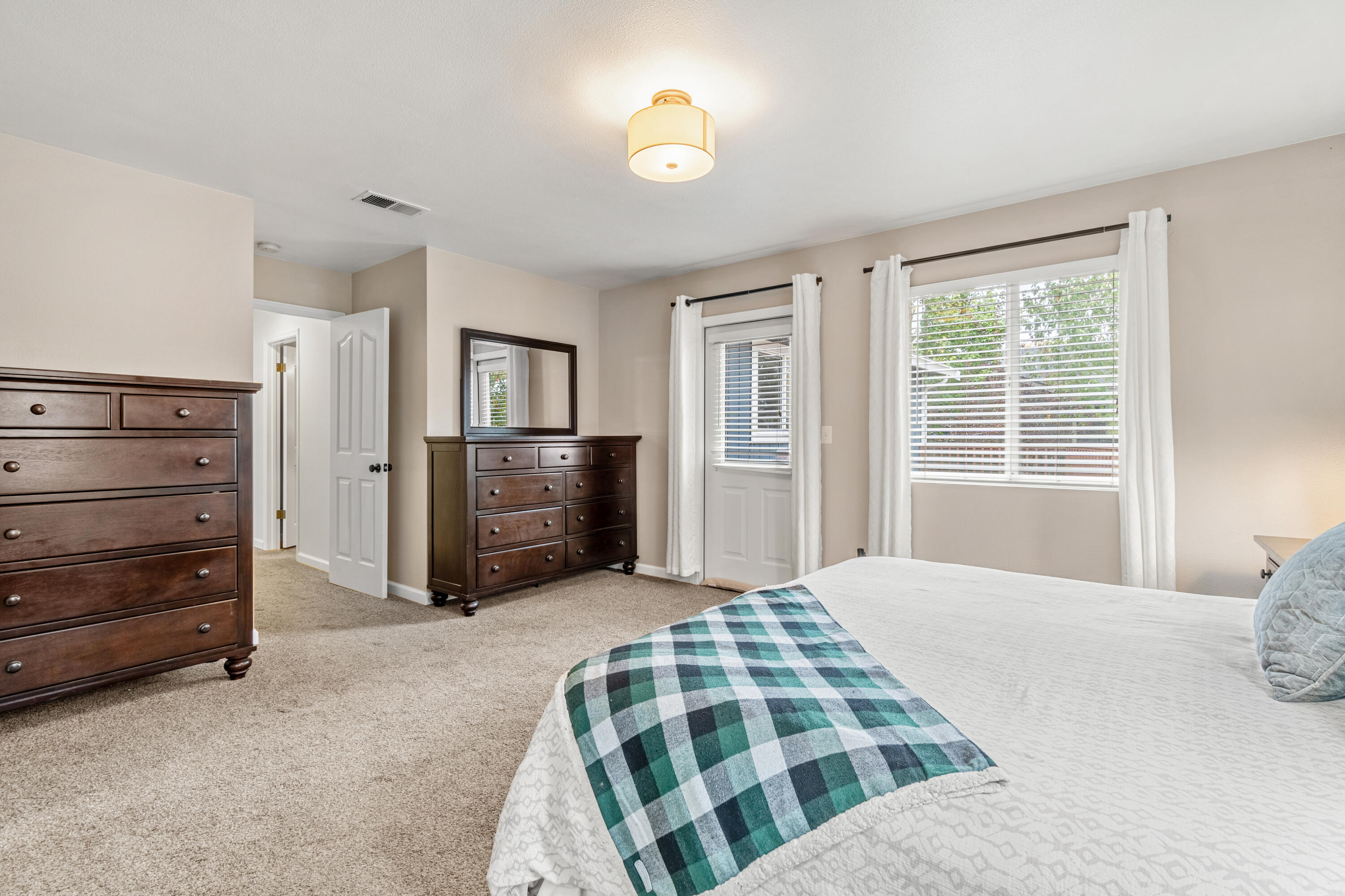 3534 Kenmar Road